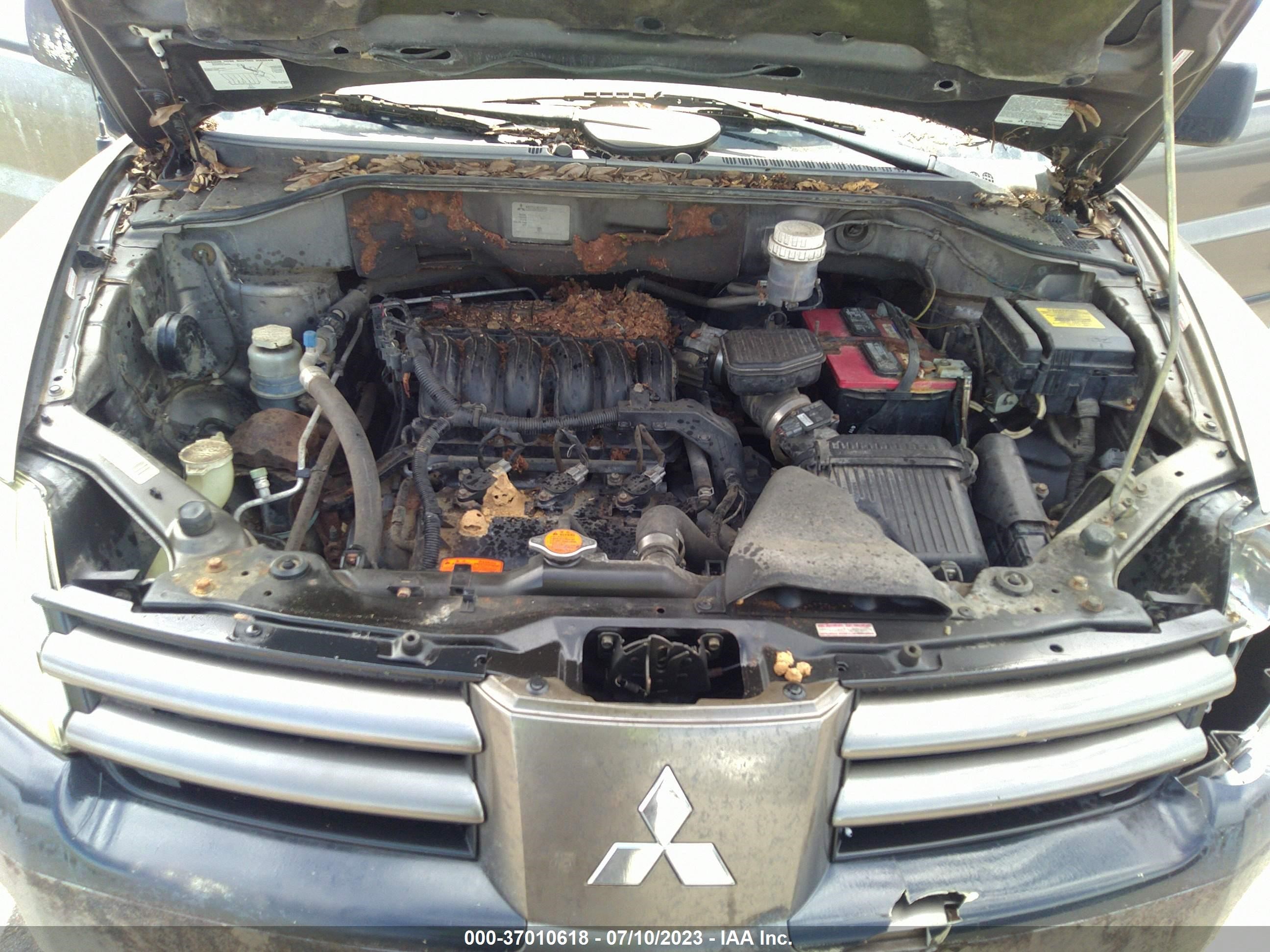 Photo 9 VIN: 4A4MM21S65E044878 - MITSUBISHI ENDEAVOR 