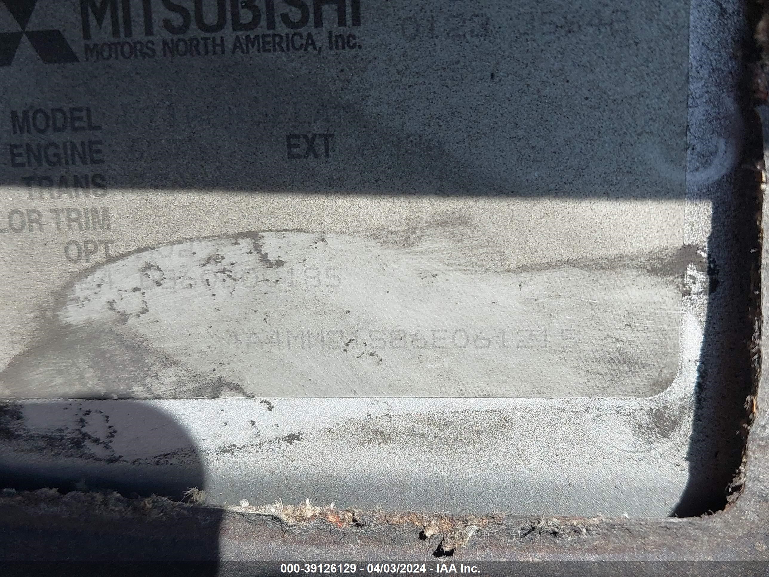 Photo 8 VIN: 4A4MM21S86E061215 - MITSUBISHI ENDEAVOR 