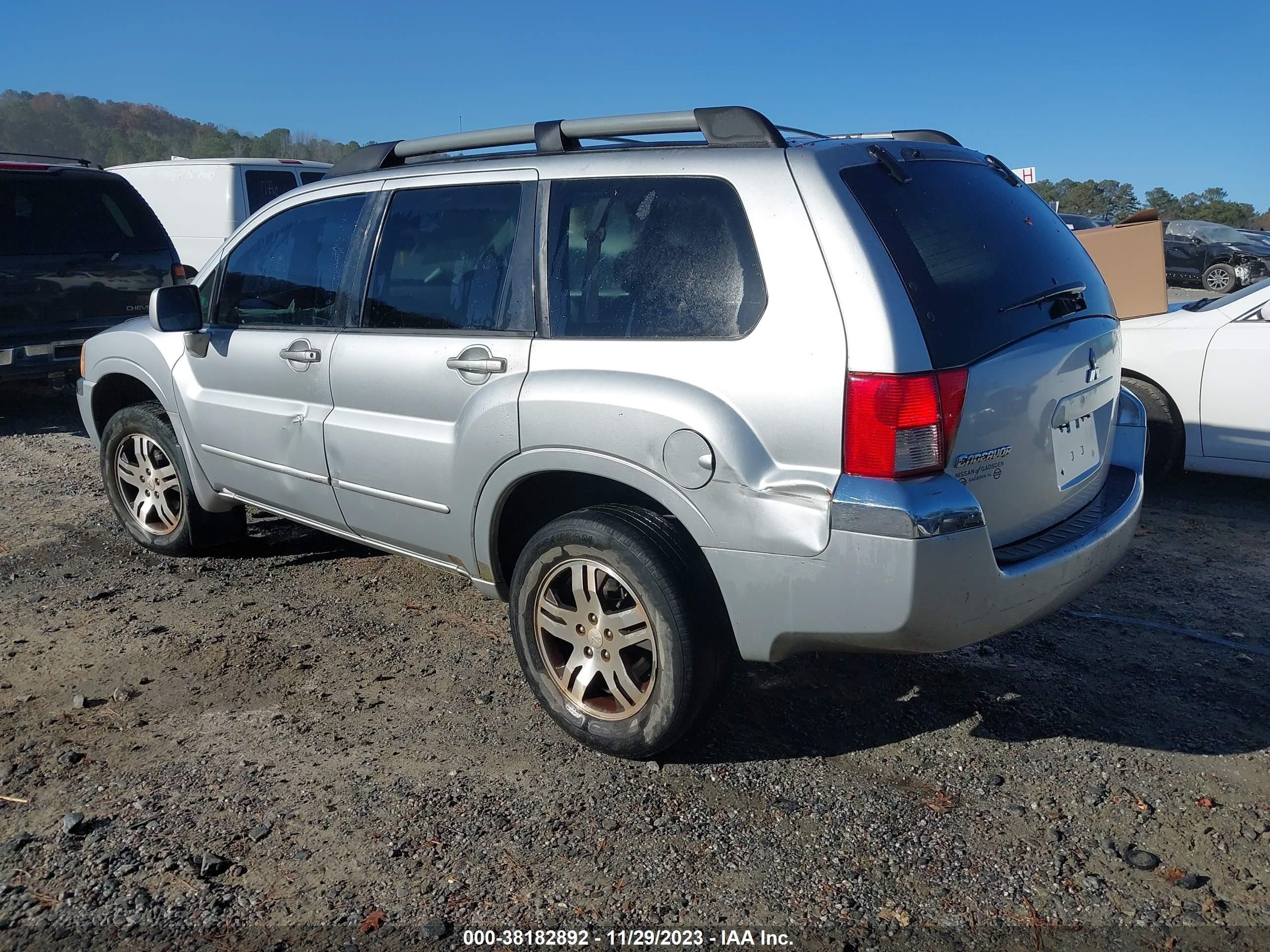 Photo 2 VIN: 4A4MM31S84E062318 - MITSUBISHI ENDEAVOR 