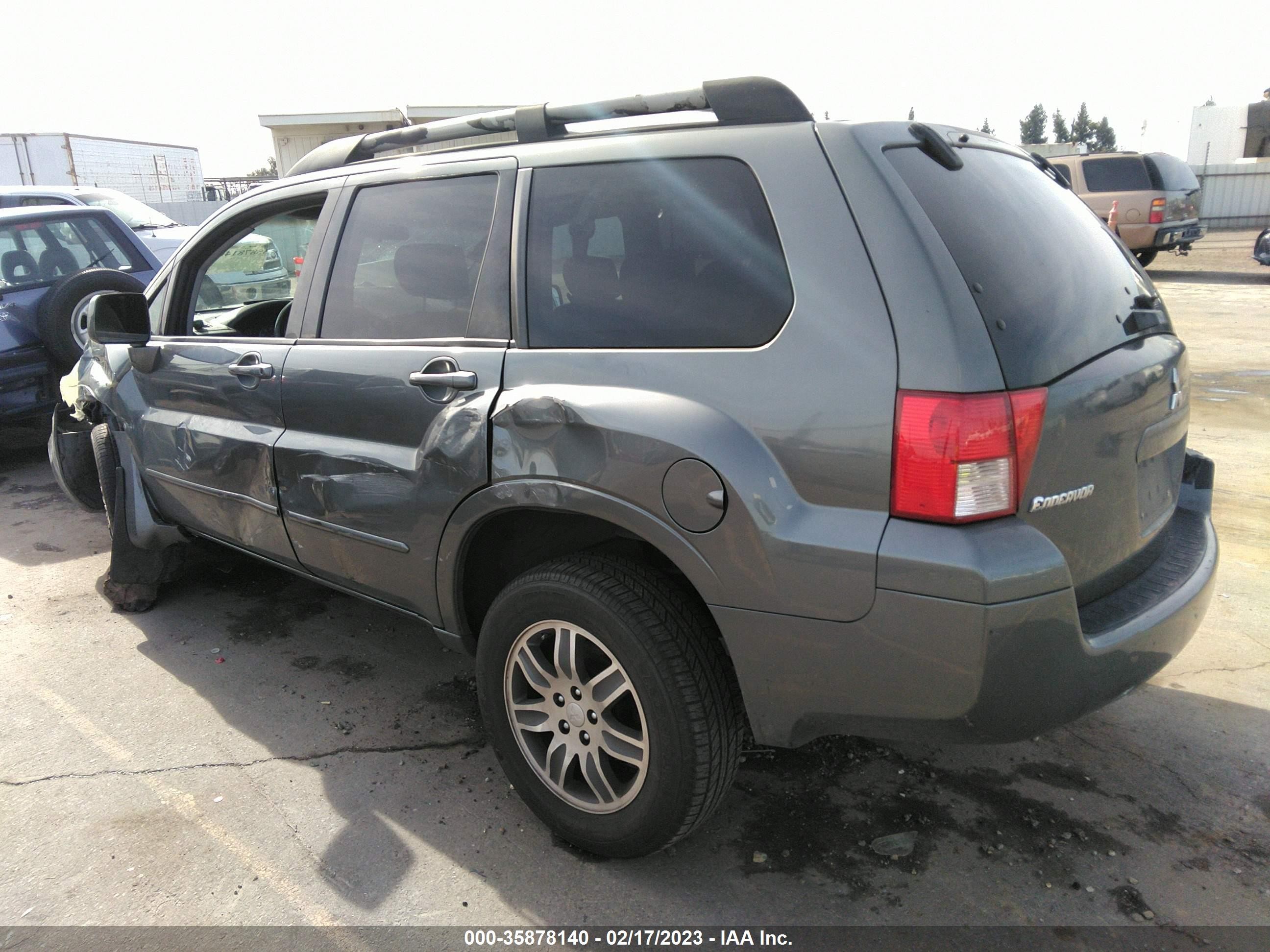 Photo 2 VIN: 4A4MM41S84E021208 - MITSUBISHI ENDEAVOR 