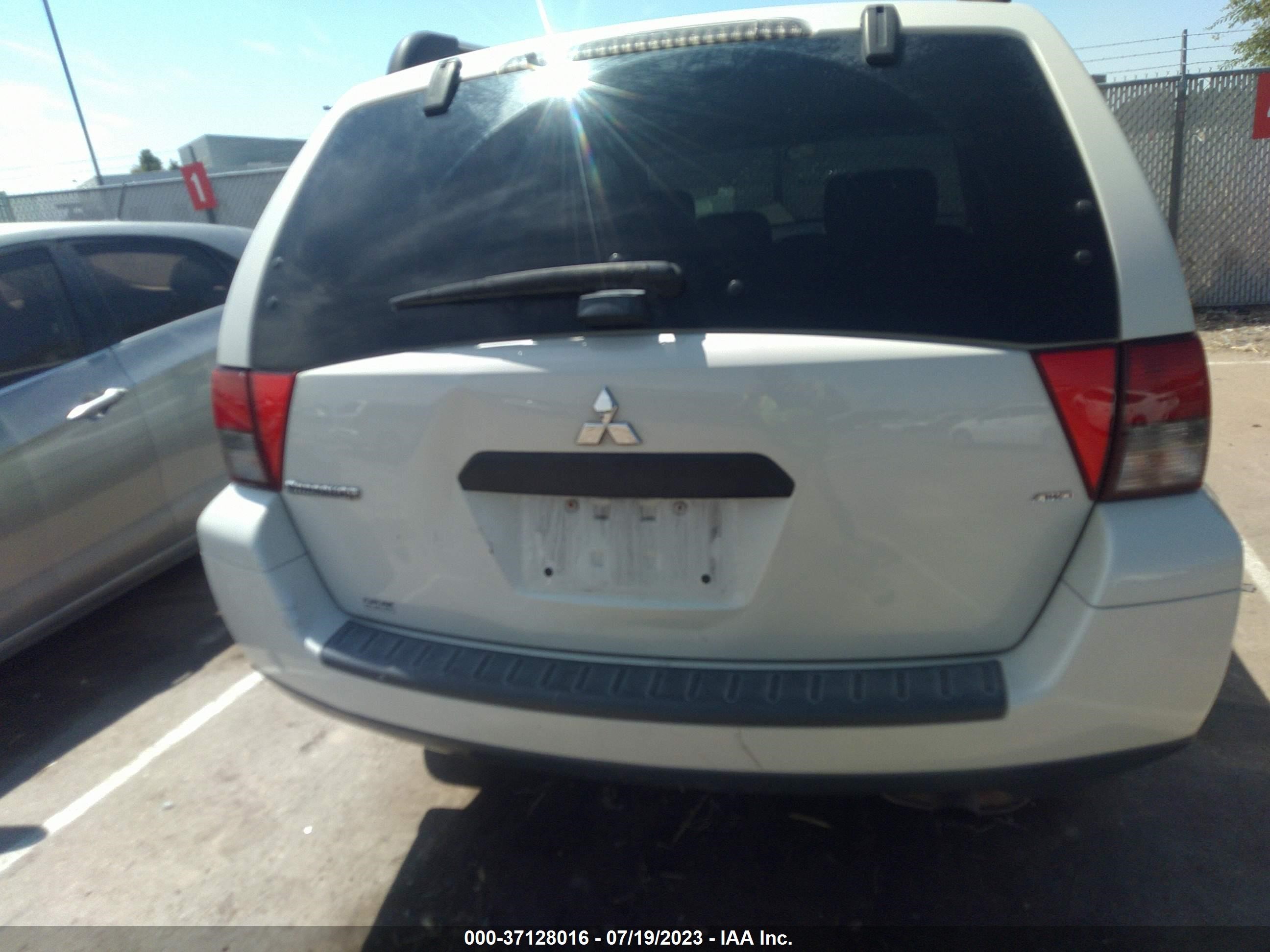 Photo 15 VIN: 4A4MN21S76E069111 - MITSUBISHI ENDEAVOR 