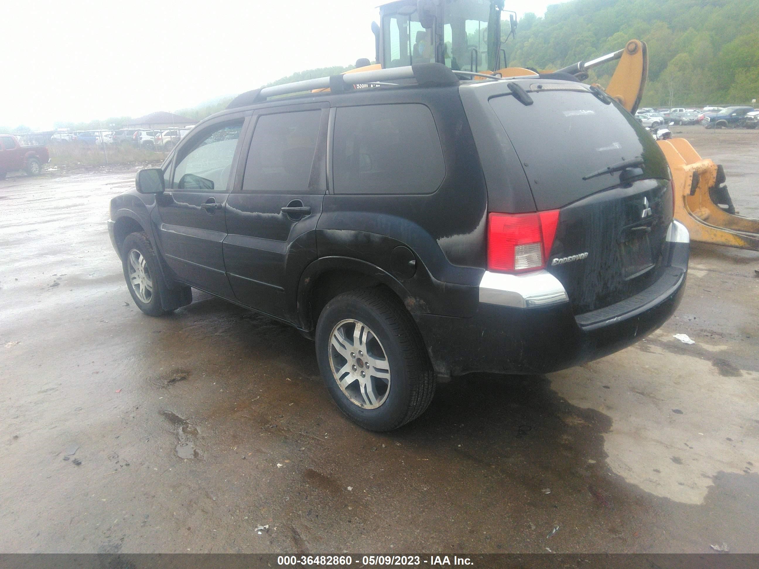 Photo 2 VIN: 4A4MN31S55E011907 - MITSUBISHI ENDEAVOR 