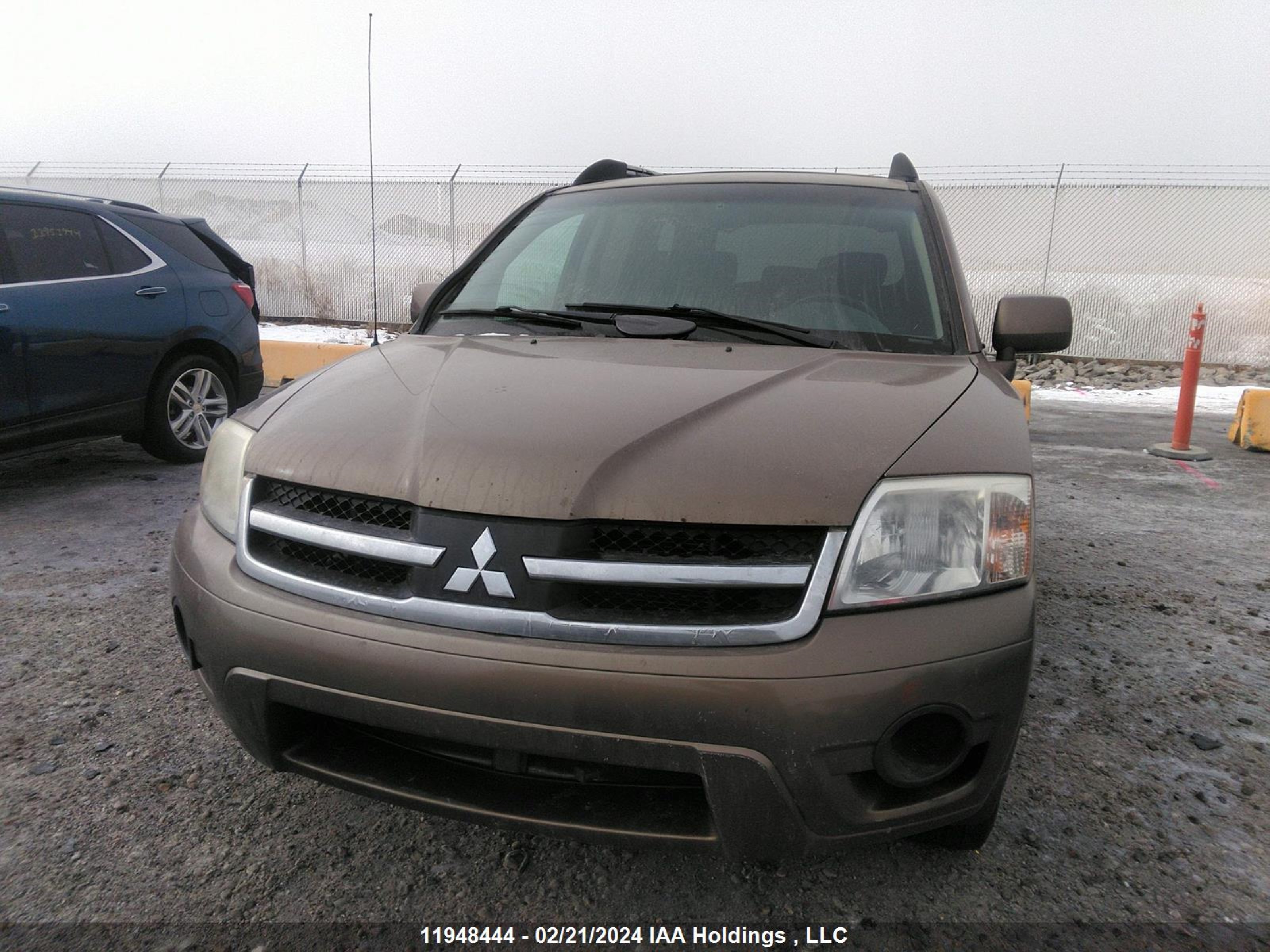 Photo 11 VIN: 4A4MN31S78E604088 - MITSUBISHI ENDEAVOR 