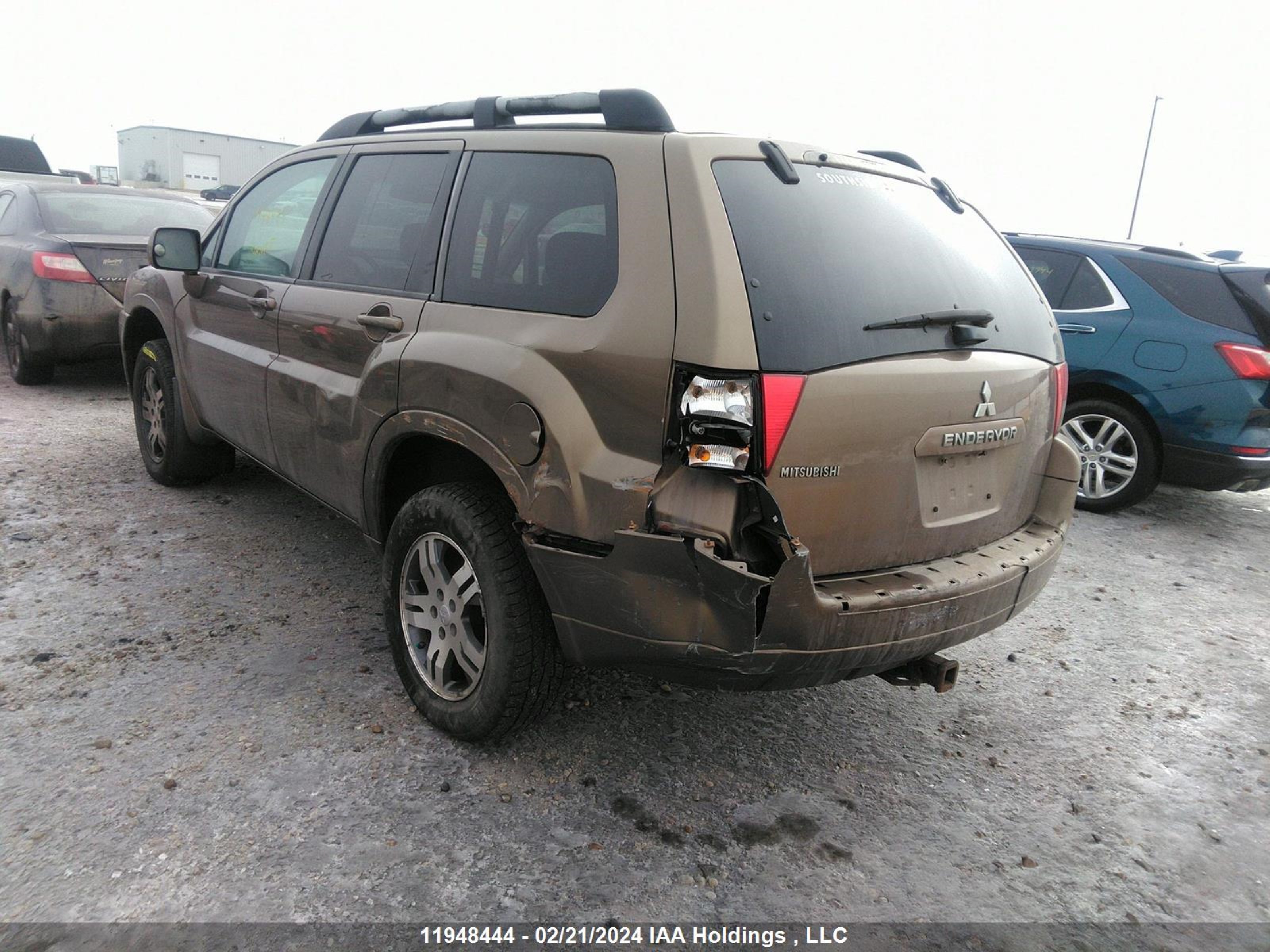 Photo 2 VIN: 4A4MN31S78E604088 - MITSUBISHI ENDEAVOR 