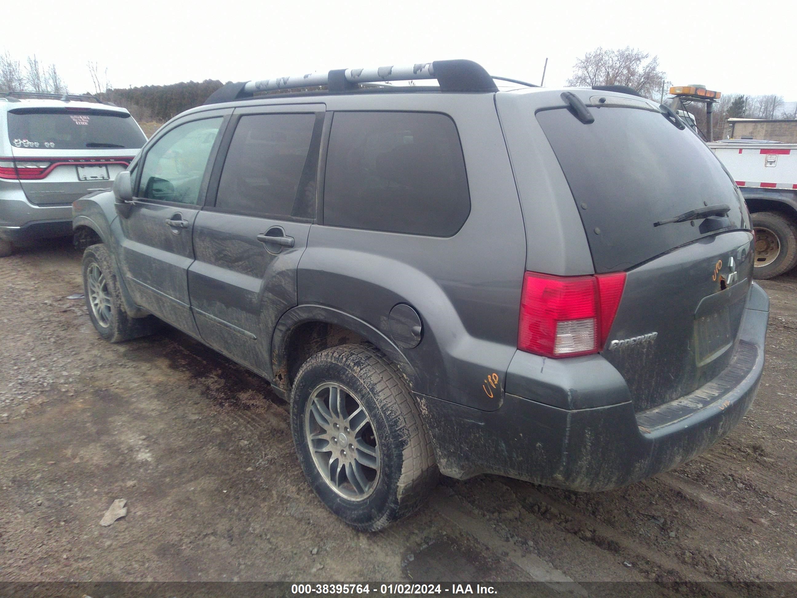 Photo 2 VIN: 4A4MN41S84E146187 - MITSUBISHI ENDEAVOR 