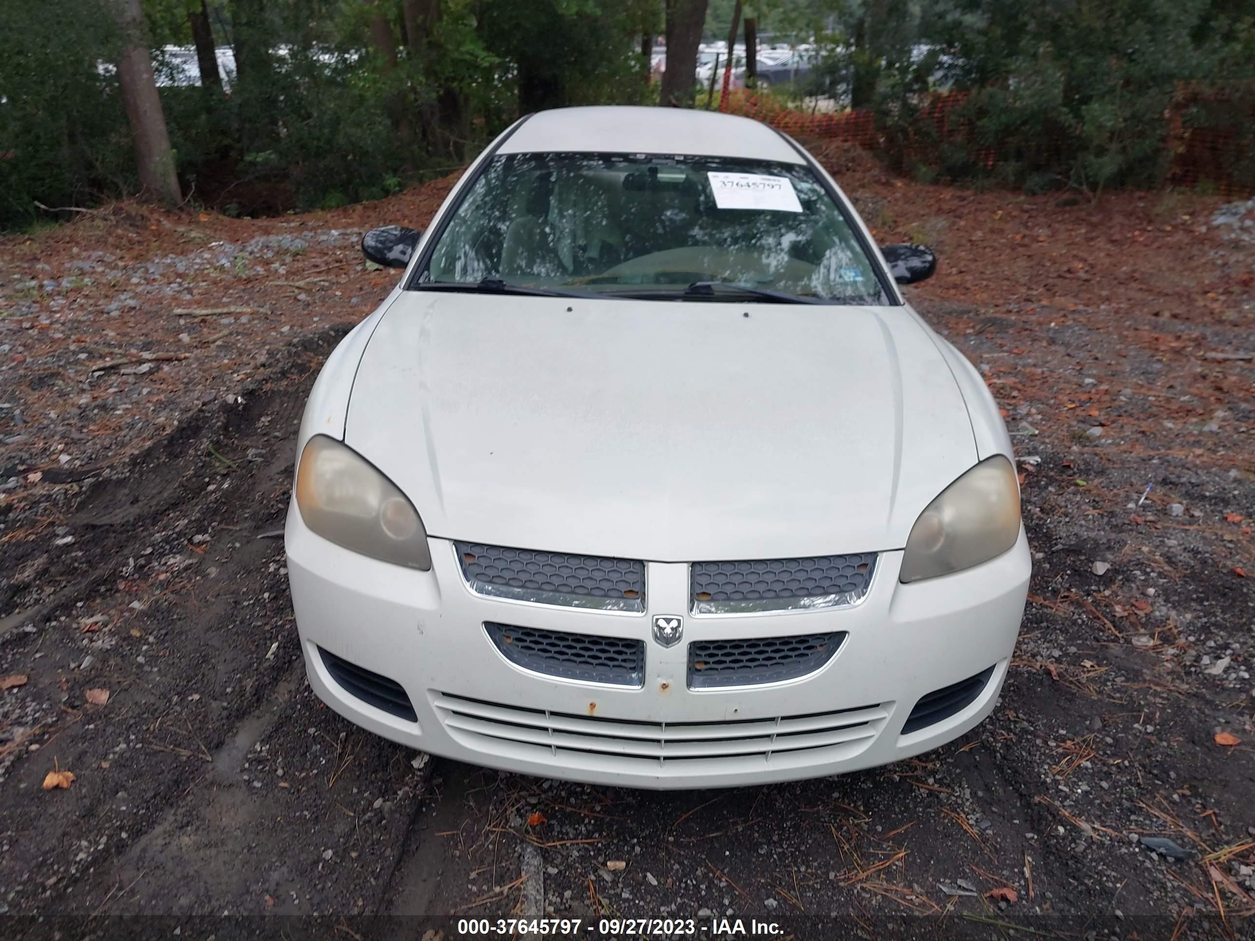 Photo 11 VIN: 4B3AG42G13E199794 - DODGE STRATUS 