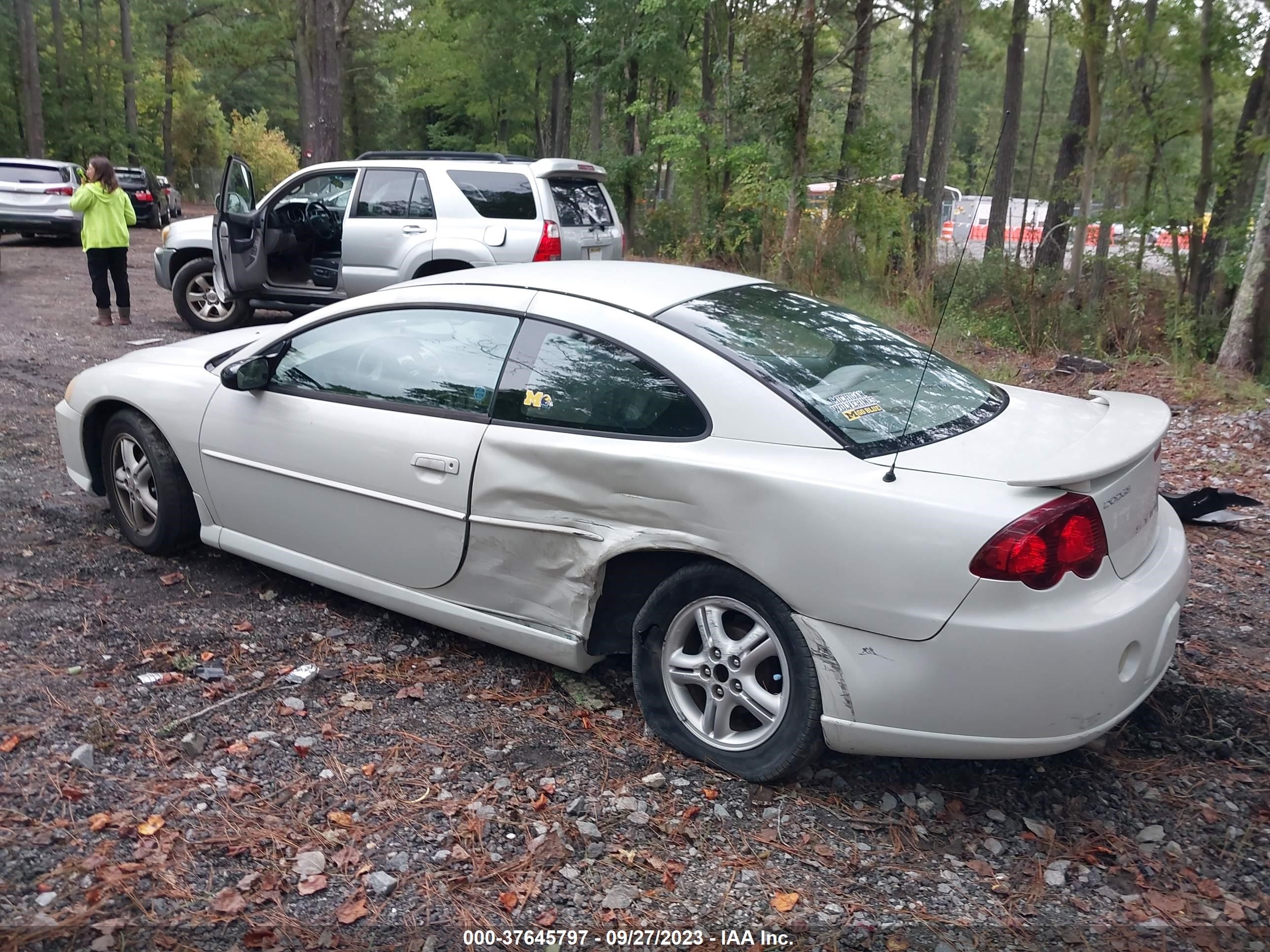 Photo 2 VIN: 4B3AG42G13E199794 - DODGE STRATUS 