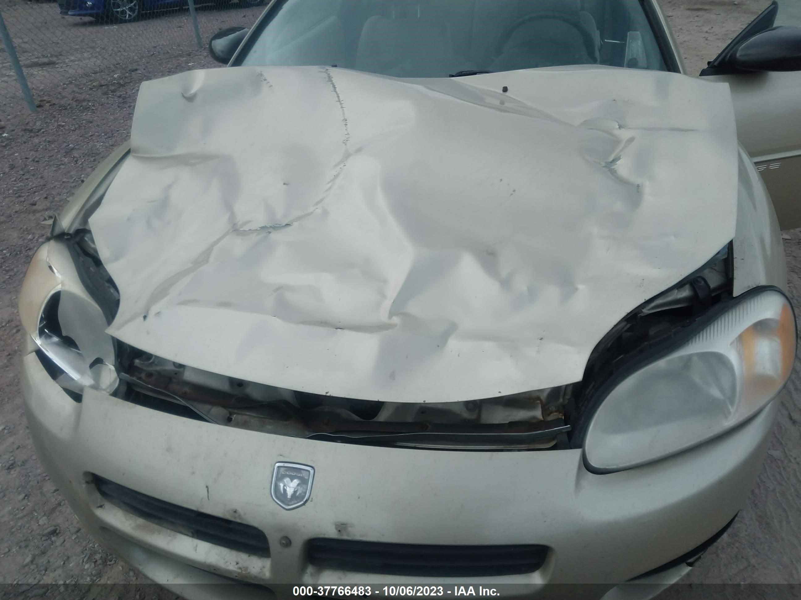 Photo 5 VIN: 4B3AG42H01E008968 - DODGE STRATUS 