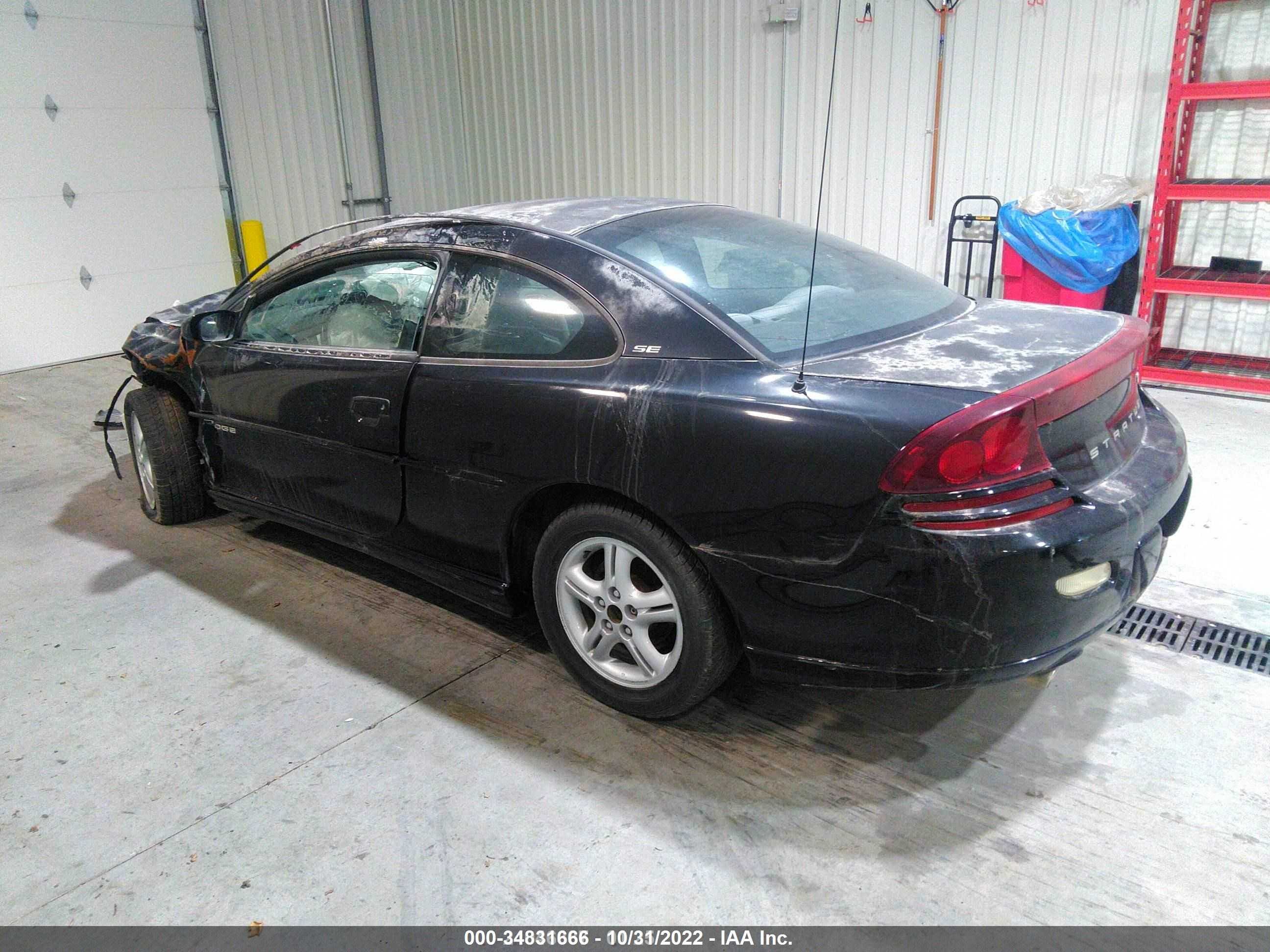 Photo 2 VIN: 4B3AG42H81E015618 - DODGE STRATUS 