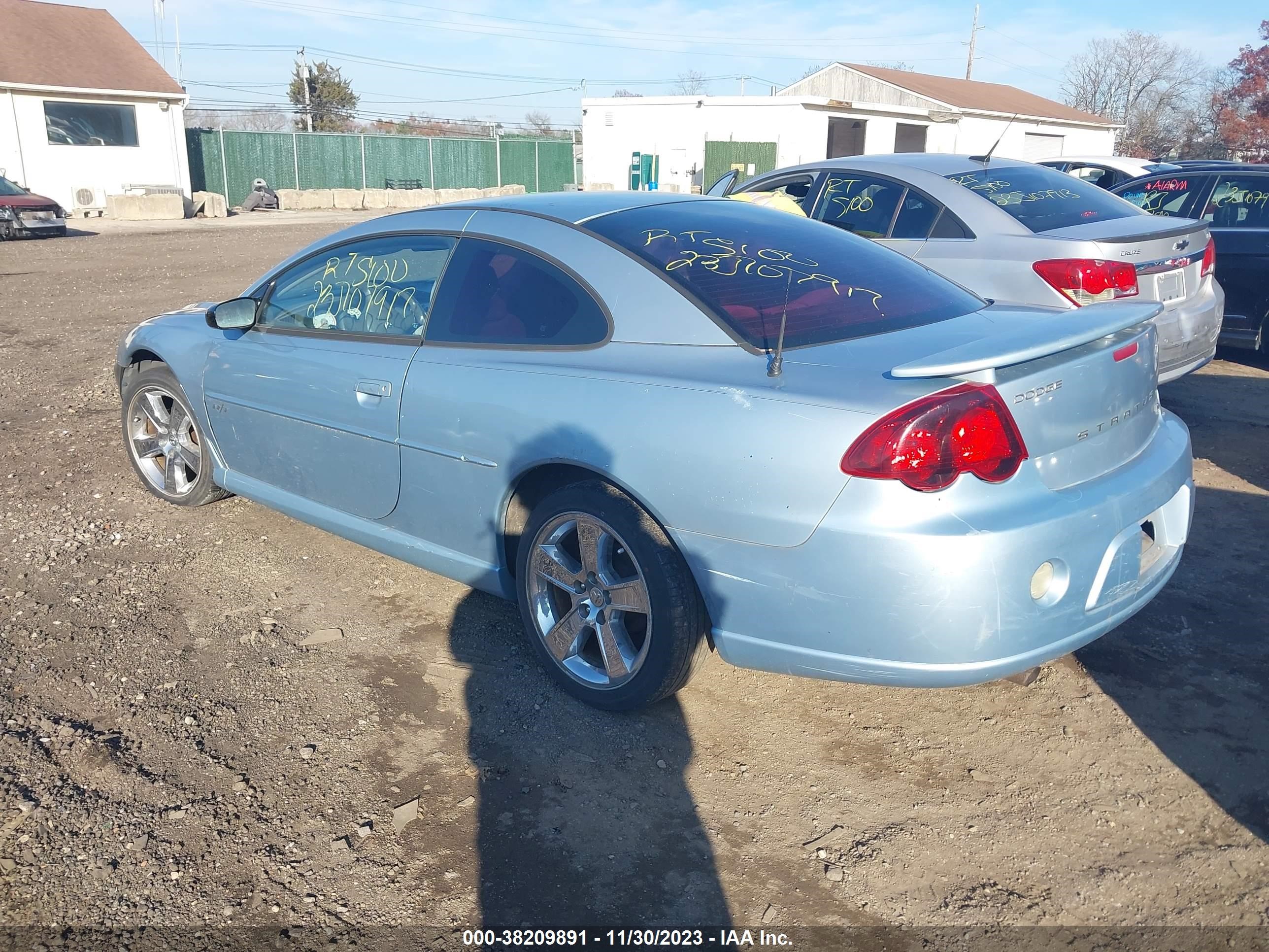 Photo 2 VIN: 4B3AG52H44E119775 - DODGE STRATUS 