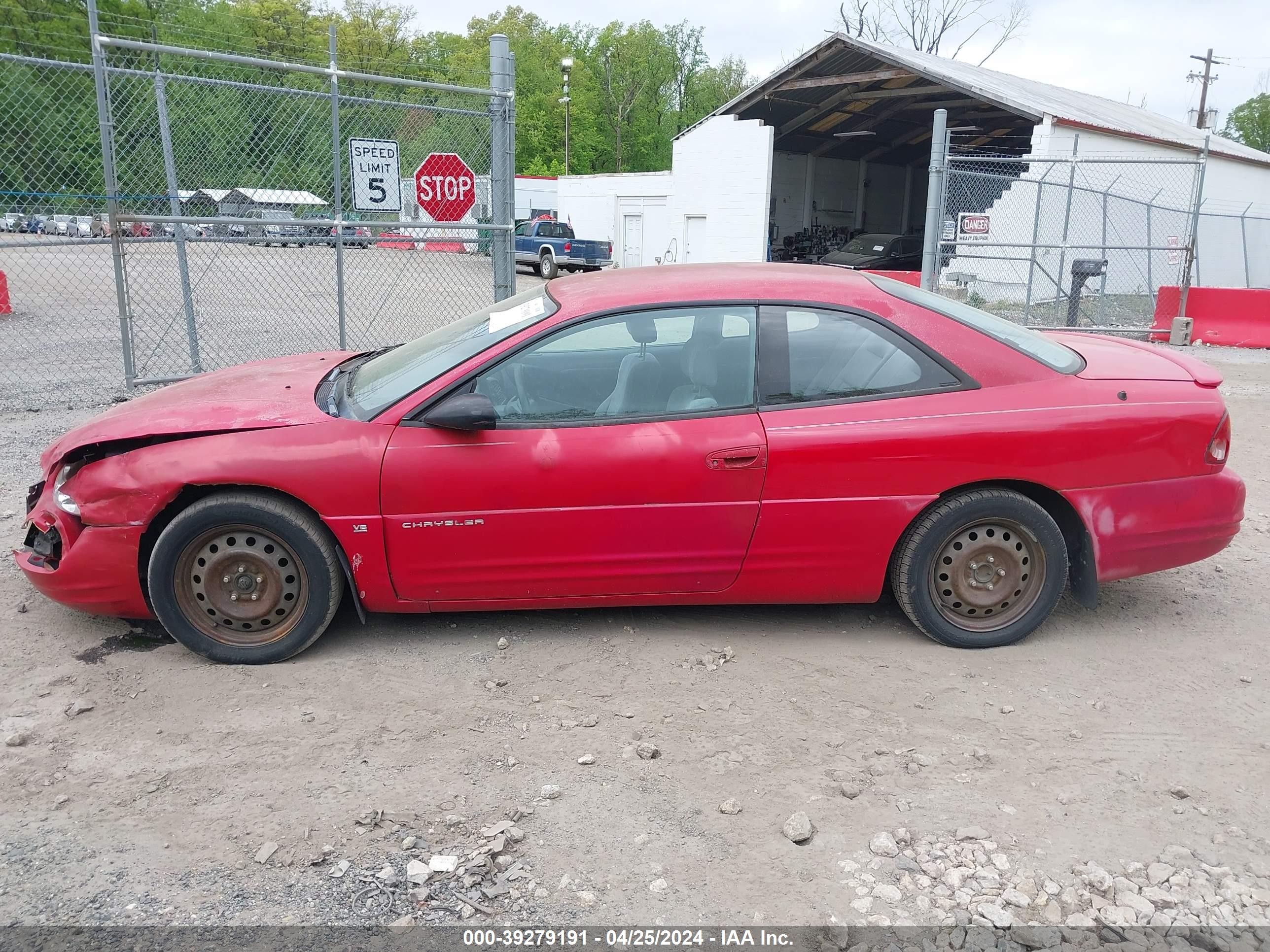 Photo 13 VIN: 4C3AU42N0YE073976 - CHRYSLER SEBRING 