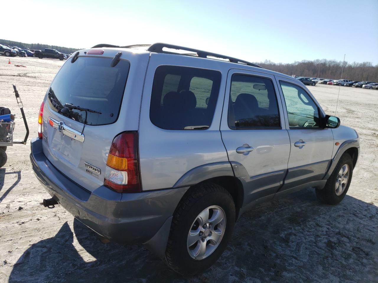 Photo 2 VIN: 4F2CU08182KM08980 - MAZDA TRIBUTE 