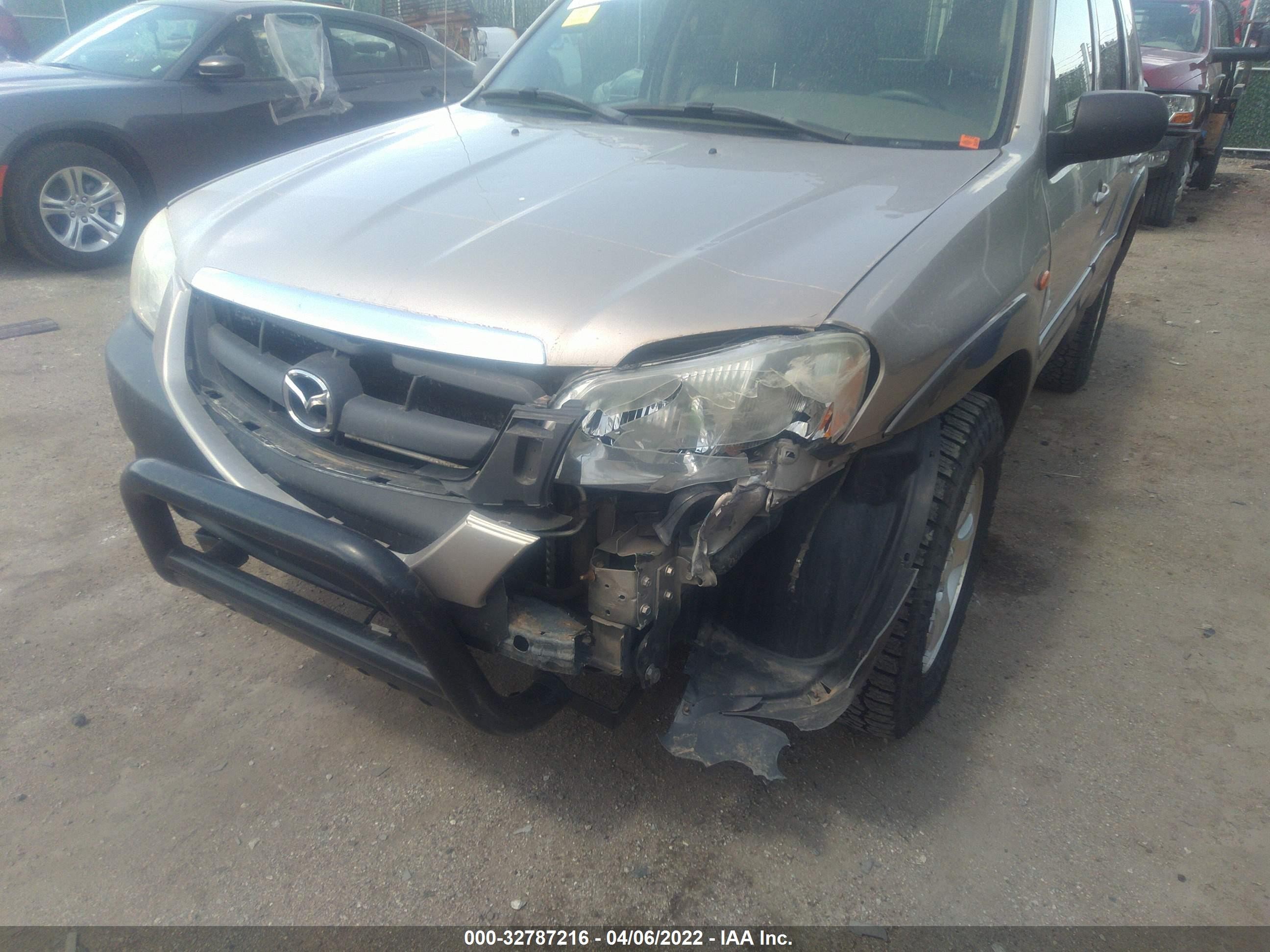 Photo 5 VIN: 4F2CU08192KM50591 - MAZDA TRIBUTE 