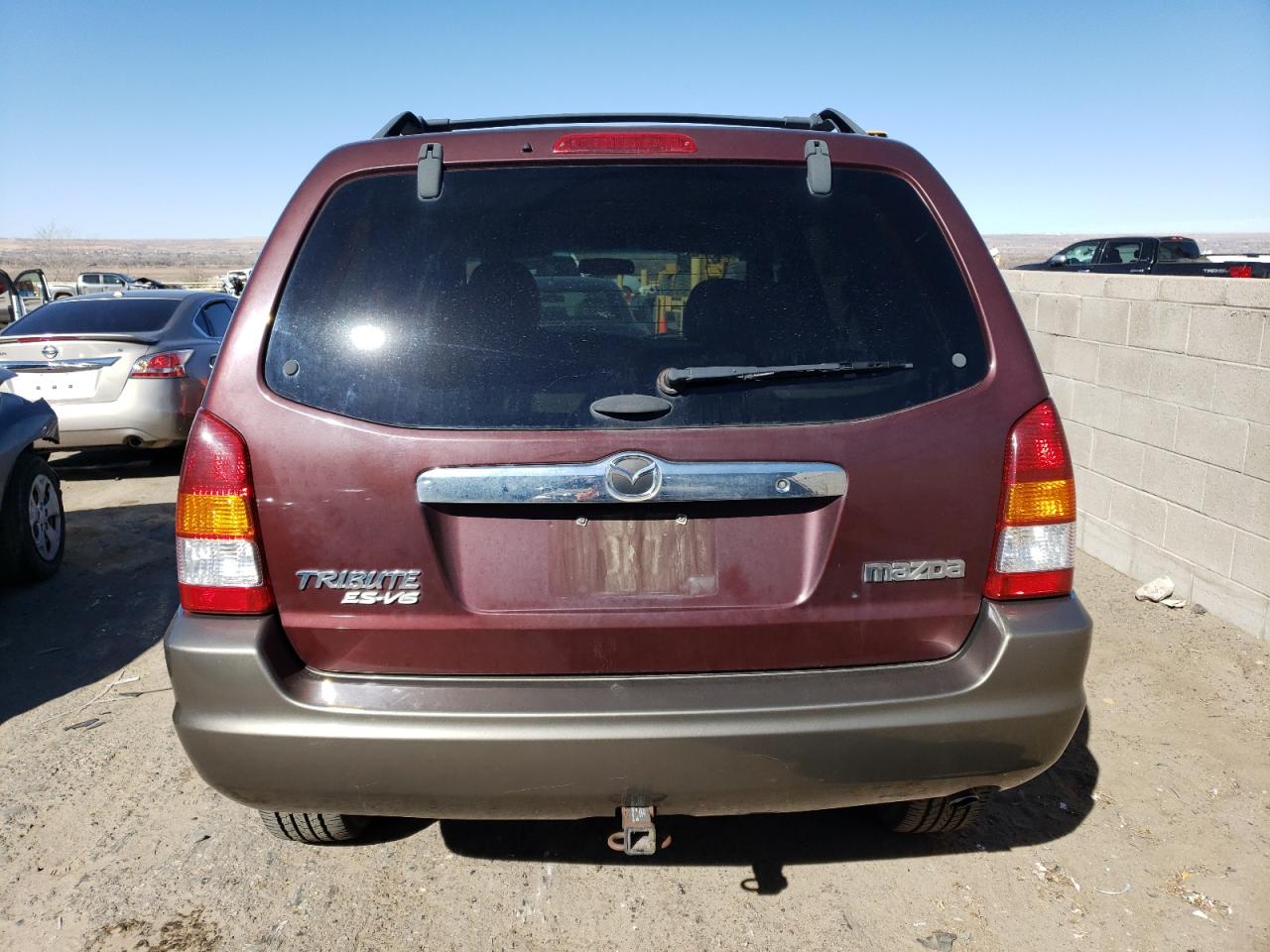 Photo 5 VIN: 4F2CU09102KM57685 - MAZDA TRIBUTE 