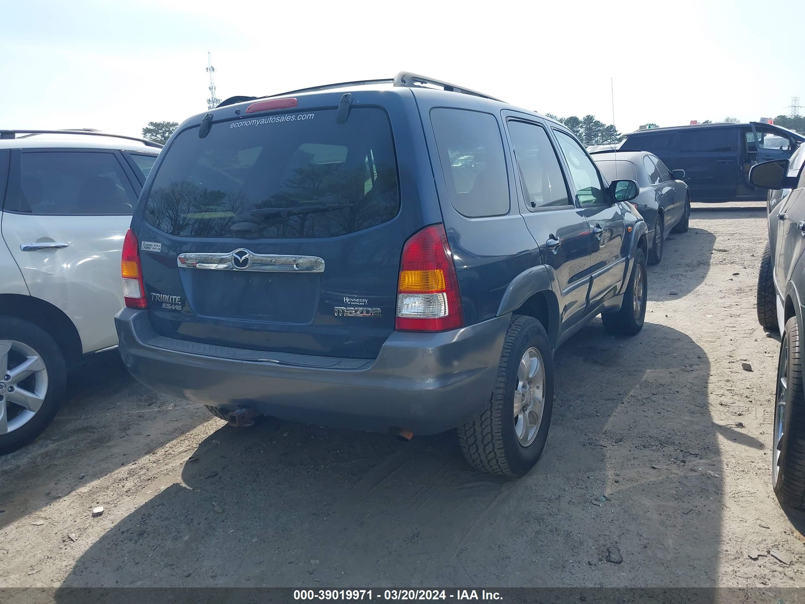 Photo 3 VIN: 4F2CU09121KM64121 - MAZDA TRIBUTE 