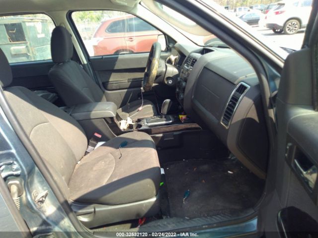 Photo 4 VIN: 4F2CY0C72AKM07340 - MAZDA TRIBUTE 