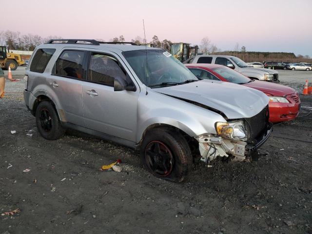 Photo 3 VIN: 4F2CY0C73AKM07329 - MAZDA TRIBUTE 