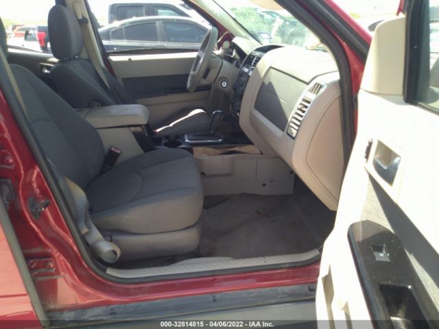 Photo 4 VIN: 4F2CY0C76AKM06756 - MAZDA TRIBUTE 