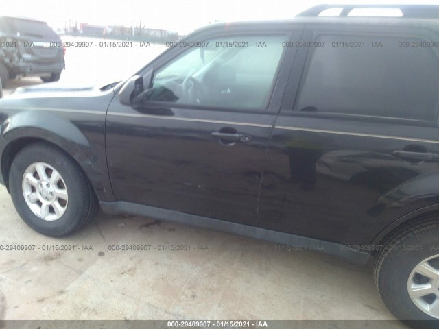 Photo 5 VIN: 4F2CY0C7XBKM00010 - MAZDA TRIBUTE 