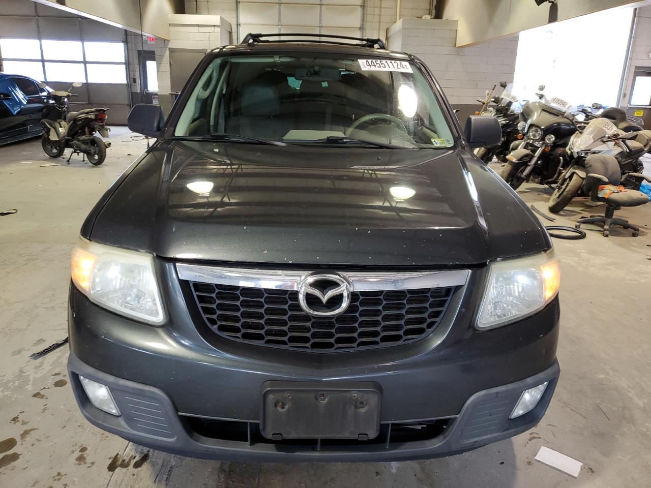 Photo 4 VIN: 4F2CY0GG8AKM01116 - MAZDA TRIBUTE 