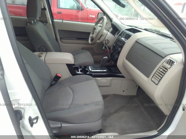 Photo 4 VIN: 4F2CY9C7XBKM02568 - MAZDA TRIBUTE 