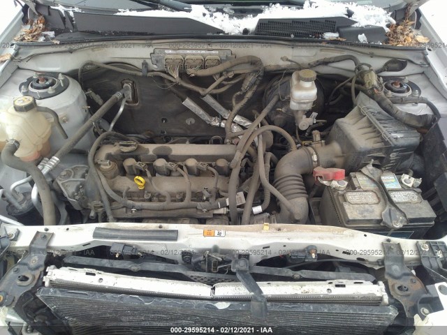 Photo 9 VIN: 4F2CY9C7XBKM02568 - MAZDA TRIBUTE 