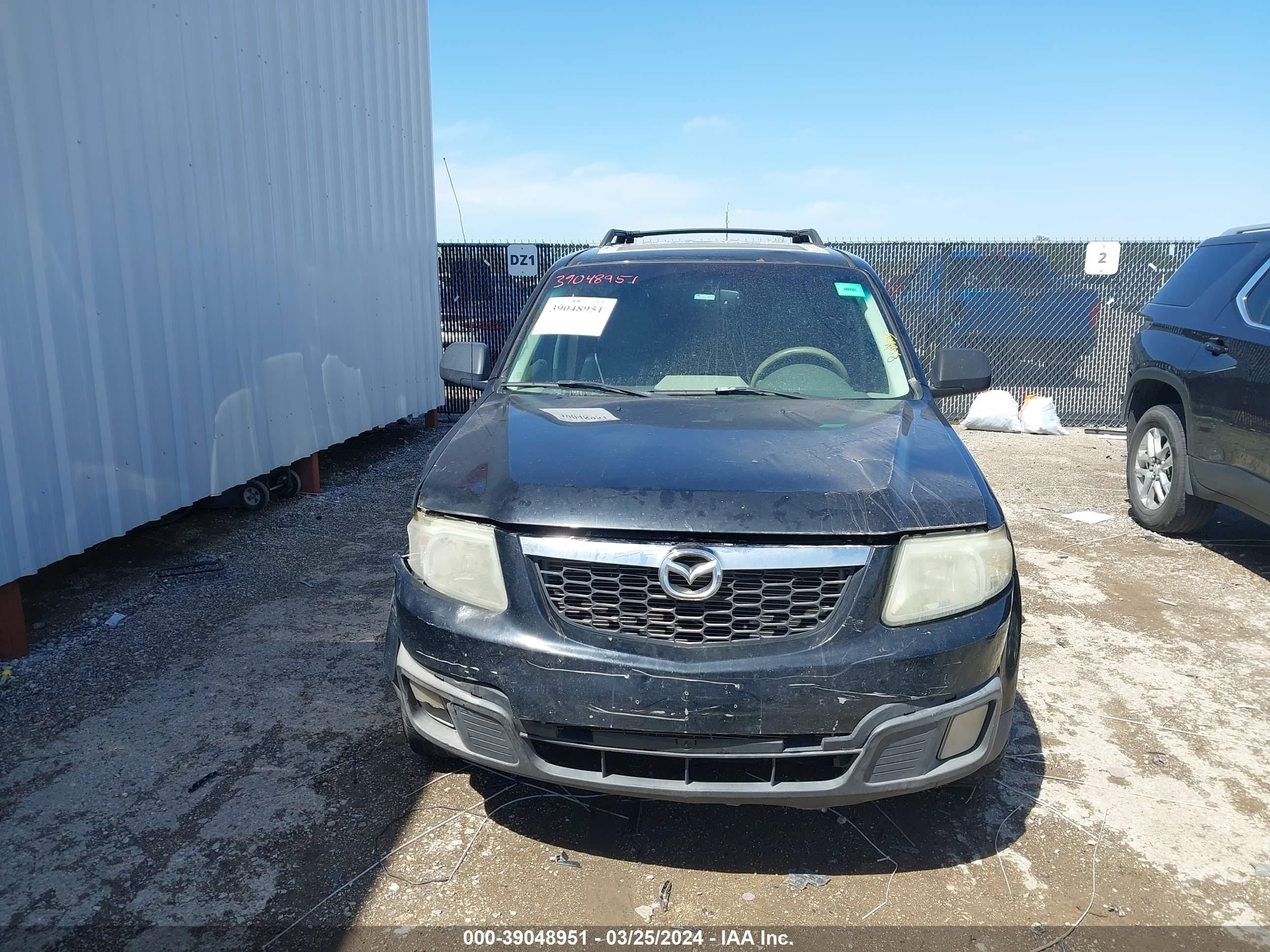 Photo 11 VIN: 4F2CZ02218KM19585 - MAZDA TRIBUTE 