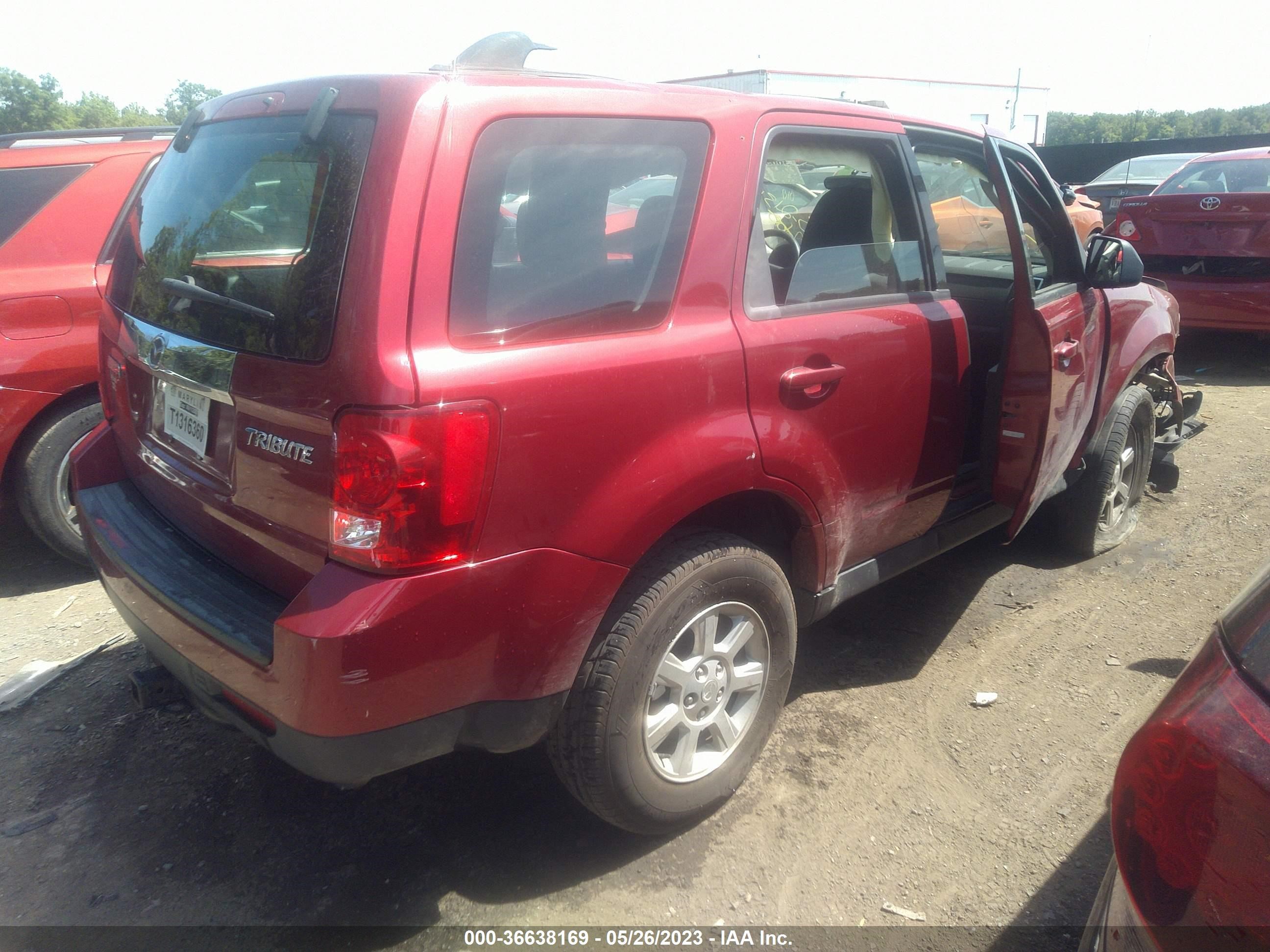 Photo 3 VIN: 4F2CZ02729KM00785 - MAZDA TRIBUTE 