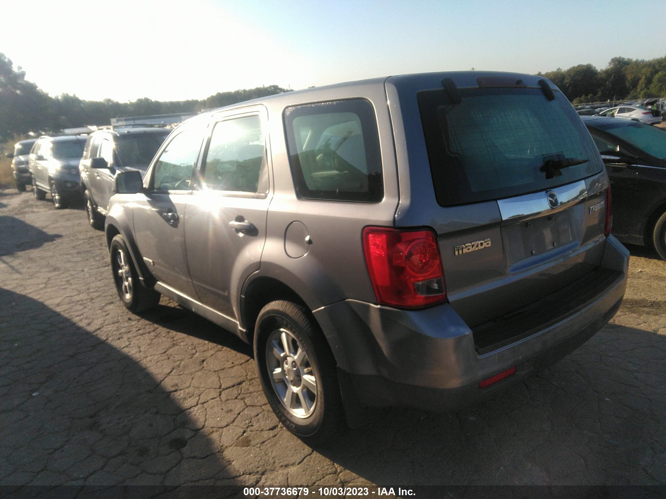 Photo 2 VIN: 4F2CZ02Z08KM32117 - MAZDA TRIBUTE 