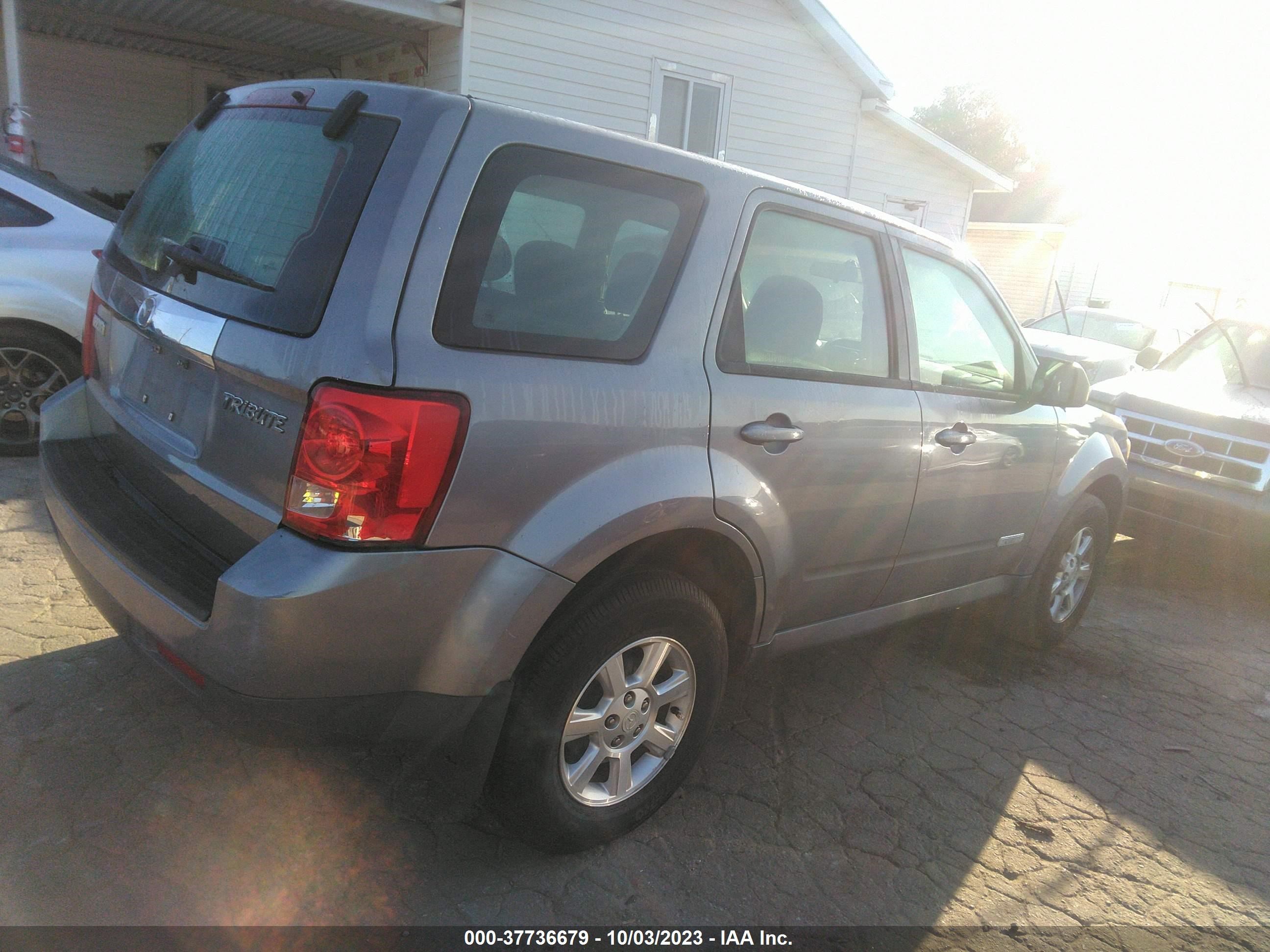 Photo 3 VIN: 4F2CZ02Z08KM32117 - MAZDA TRIBUTE 