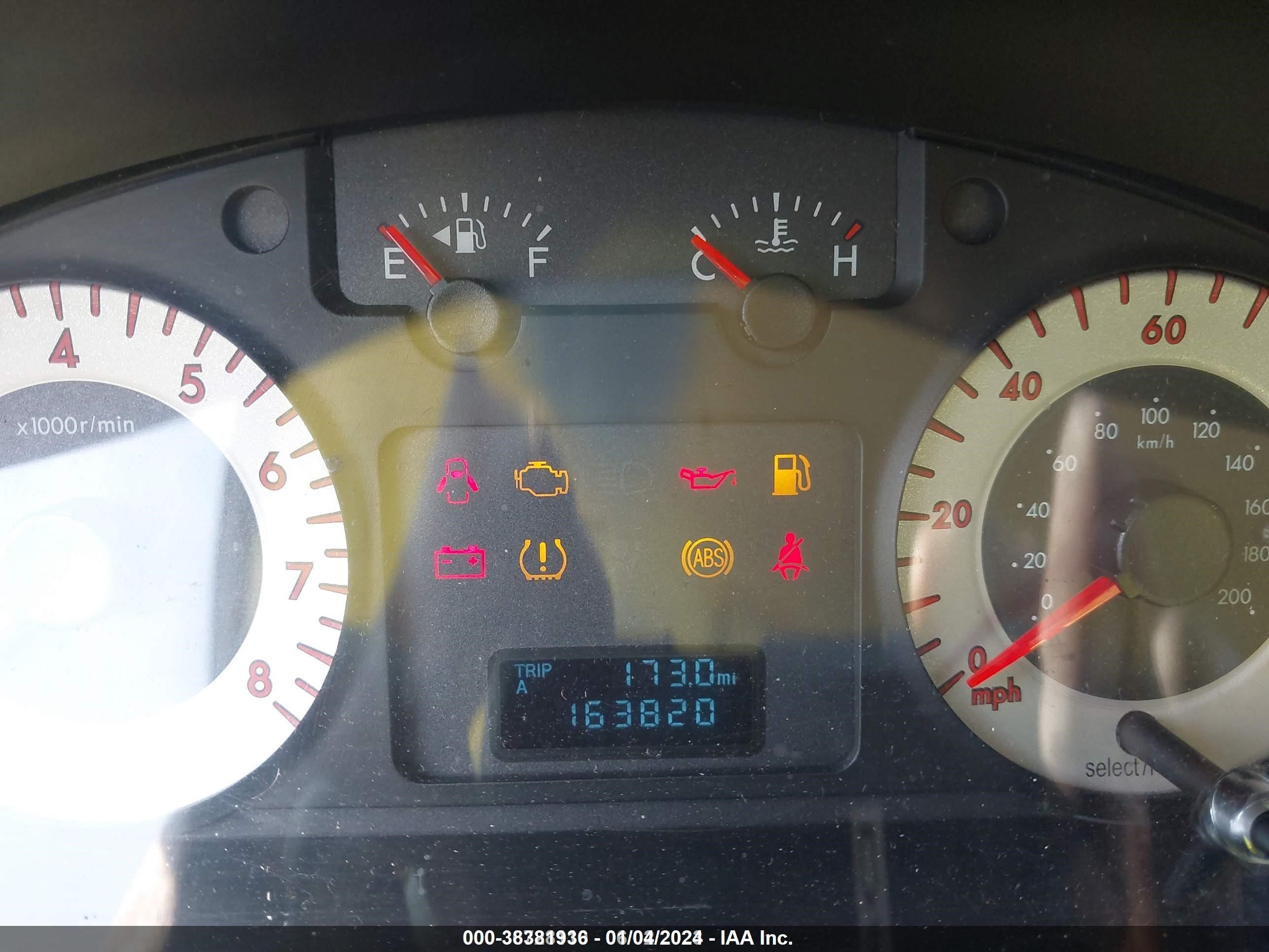 Photo 6 VIN: 4F2CZ02Z48KM08726 - MAZDA TRIBUTE 