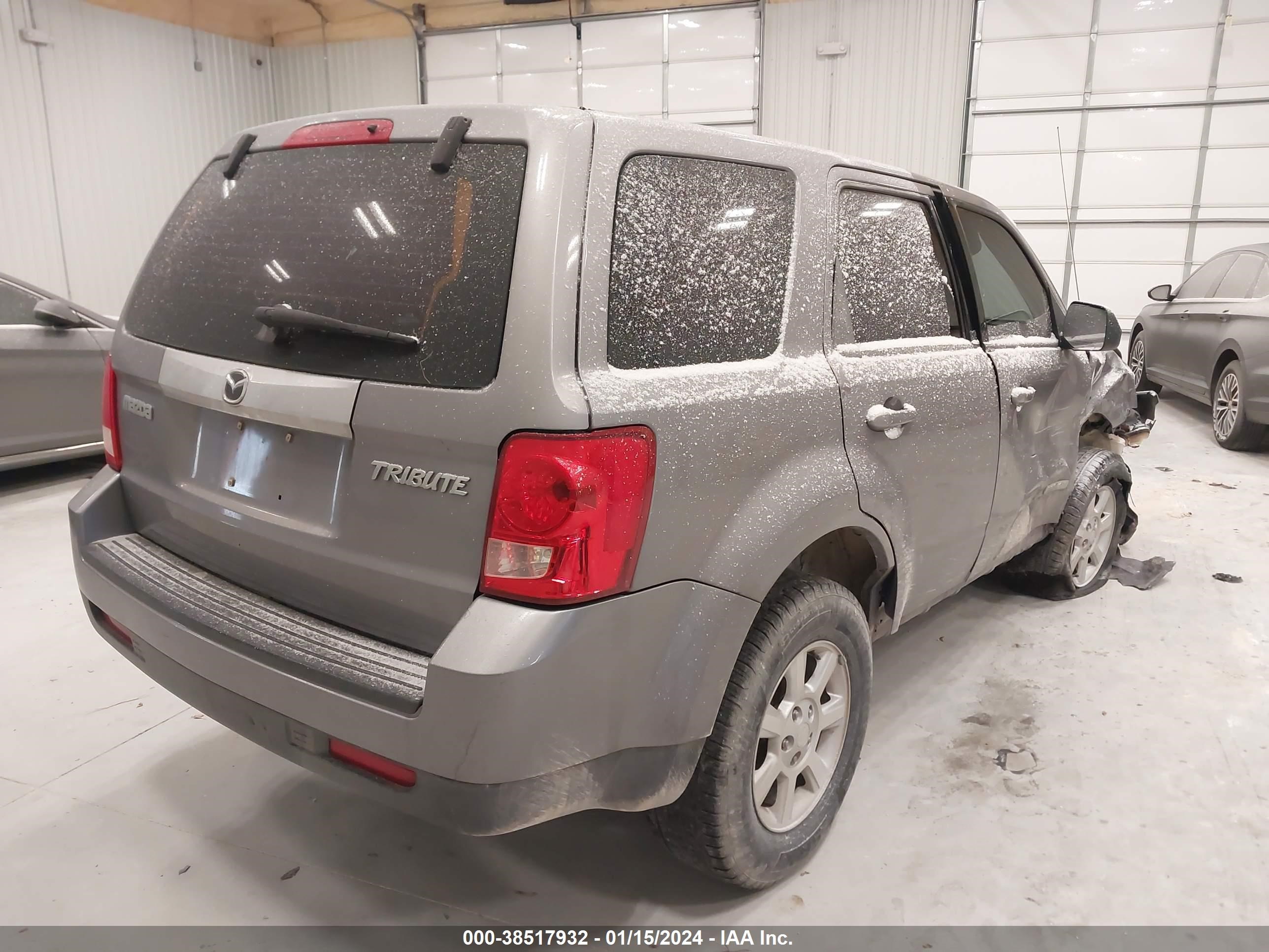 Photo 3 VIN: 4F2CZ02Z48KM24571 - MAZDA TRIBUTE 