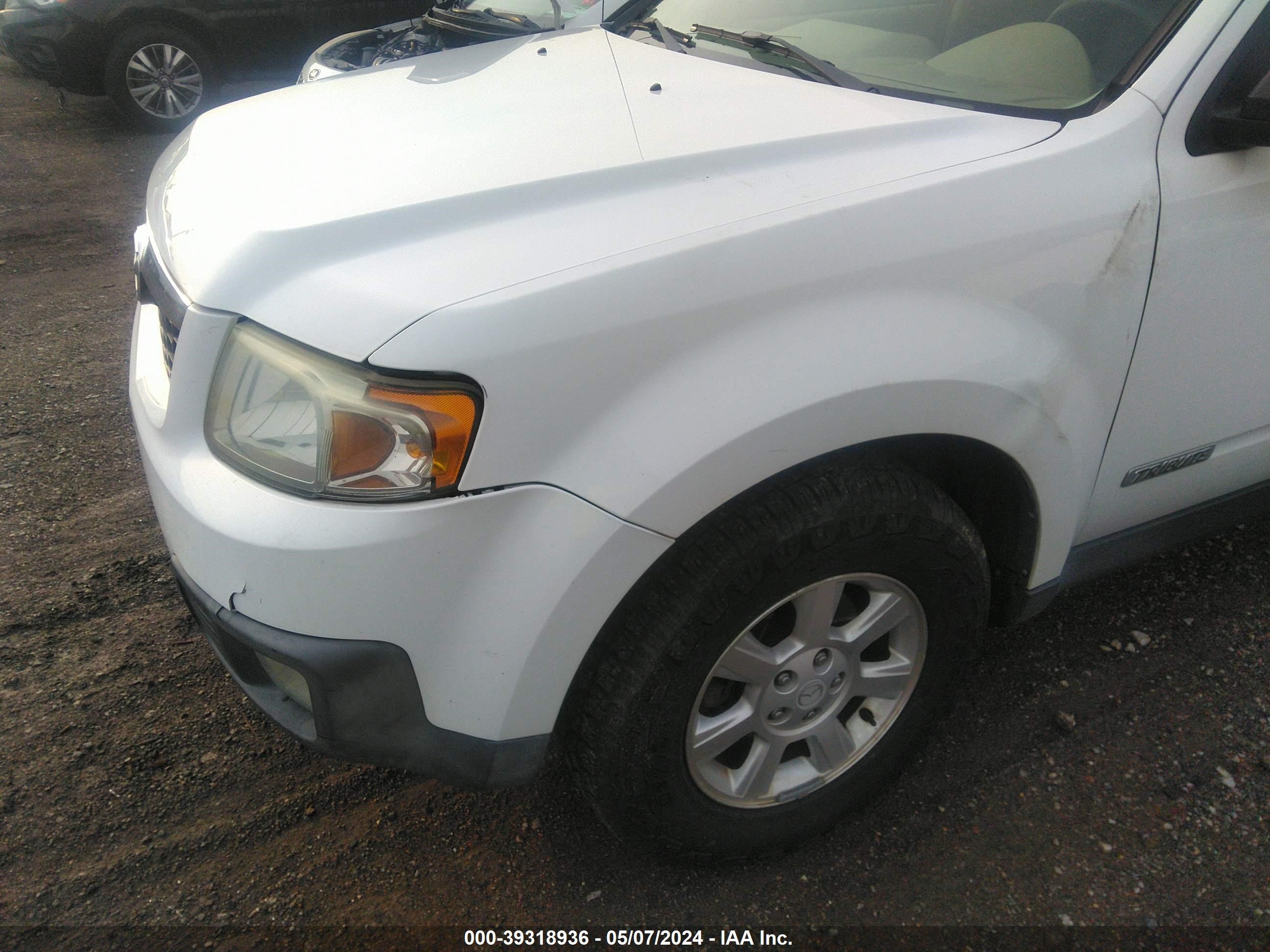 Photo 5 VIN: 4F2CZ02Z58KM23610 - MAZDA TRIBUTE 