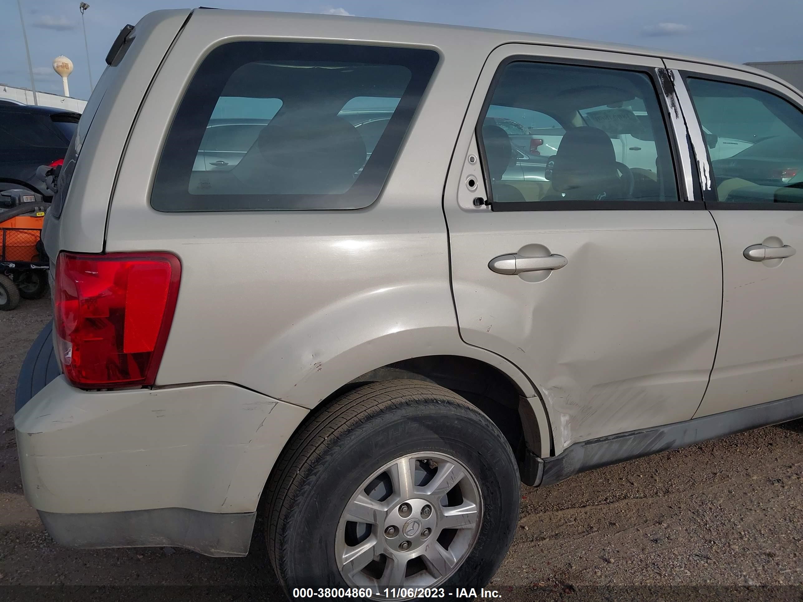 Photo 5 VIN: 4F2CZ02Z78KM05867 - MAZDA TRIBUTE 