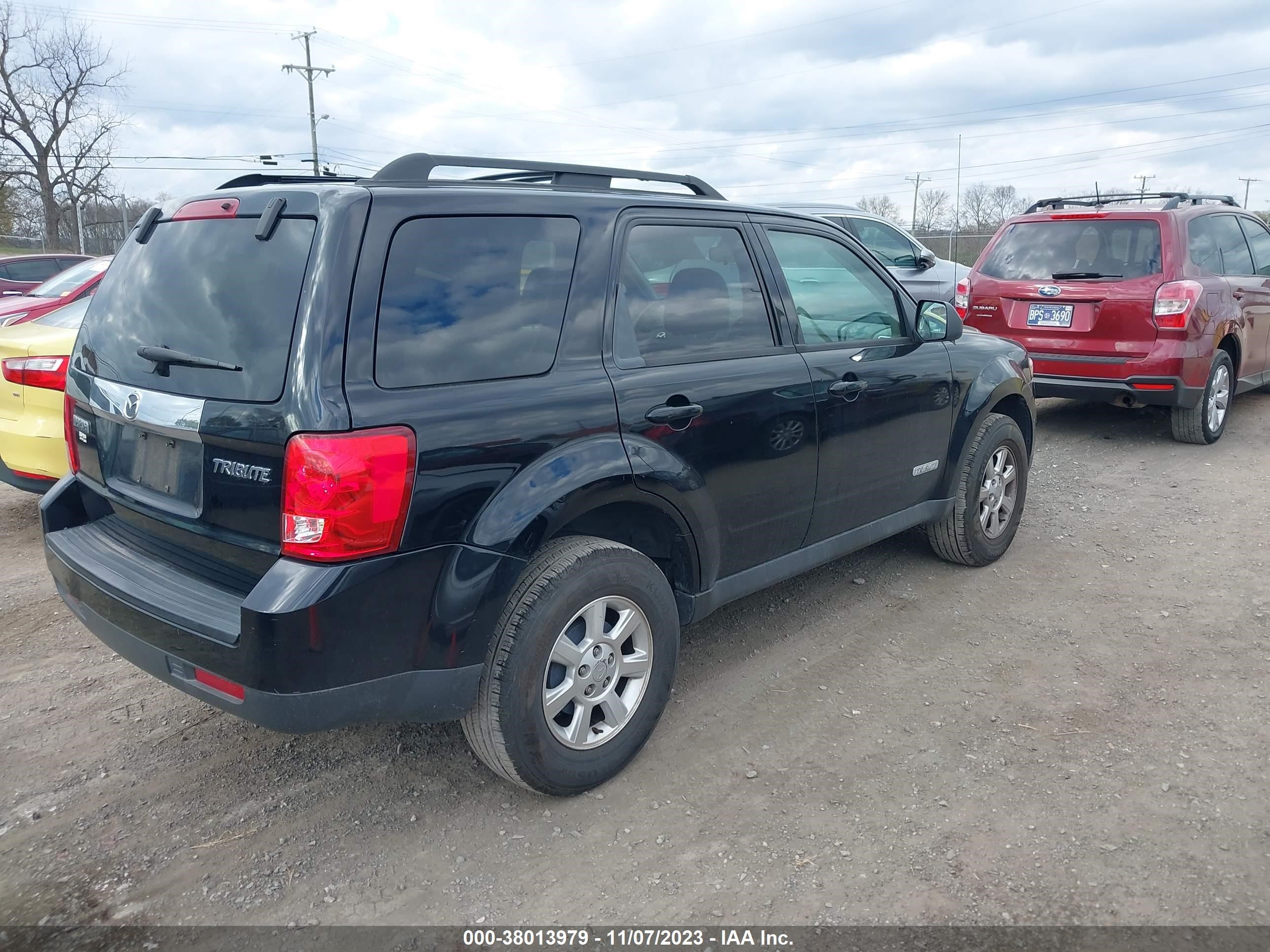 Photo 3 VIN: 4F2CZ02Z78KM28128 - MAZDA TRIBUTE 