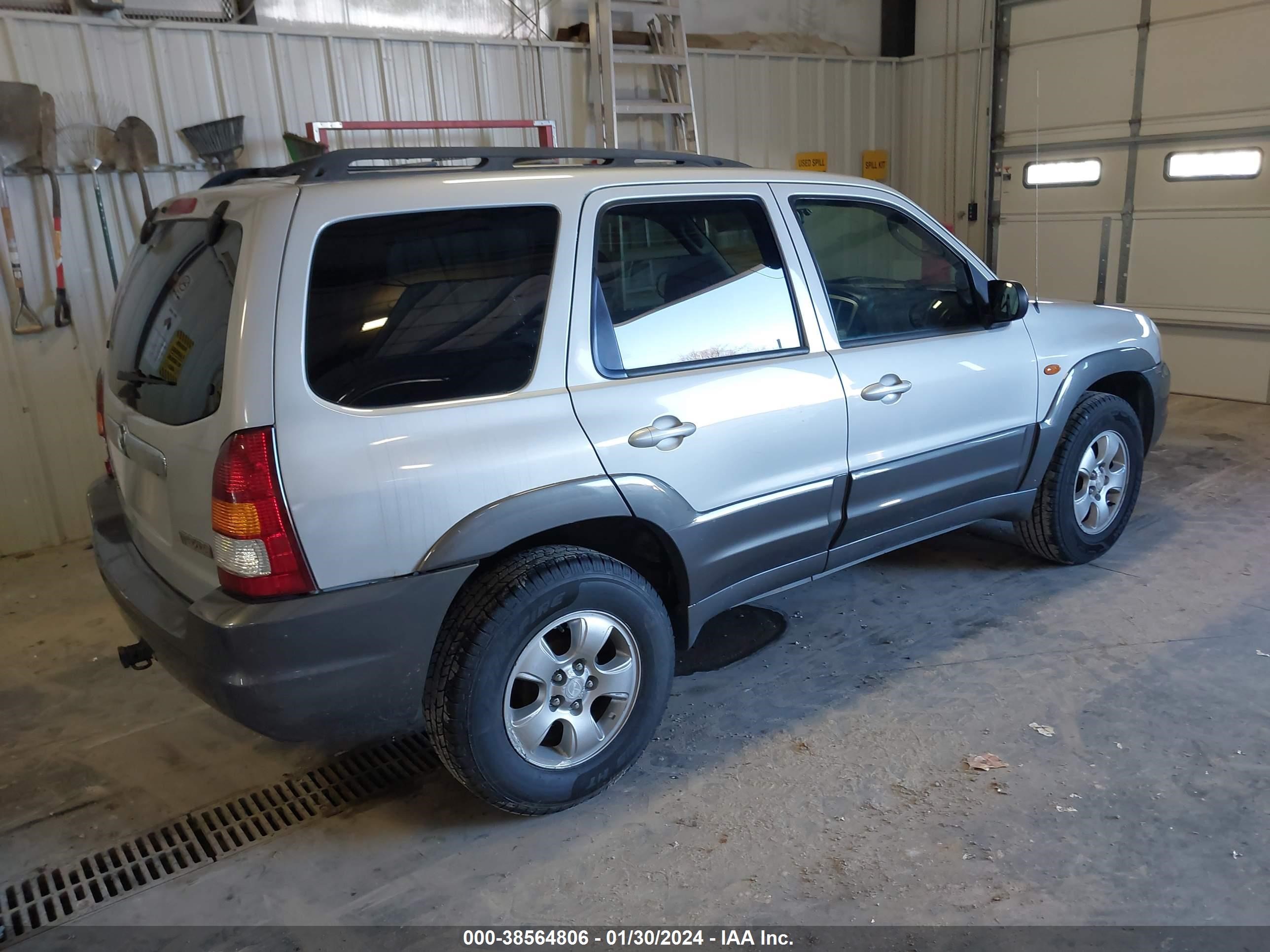 Photo 3 VIN: 4F2CZ04133KM03422 - MAZDA TRIBUTE 