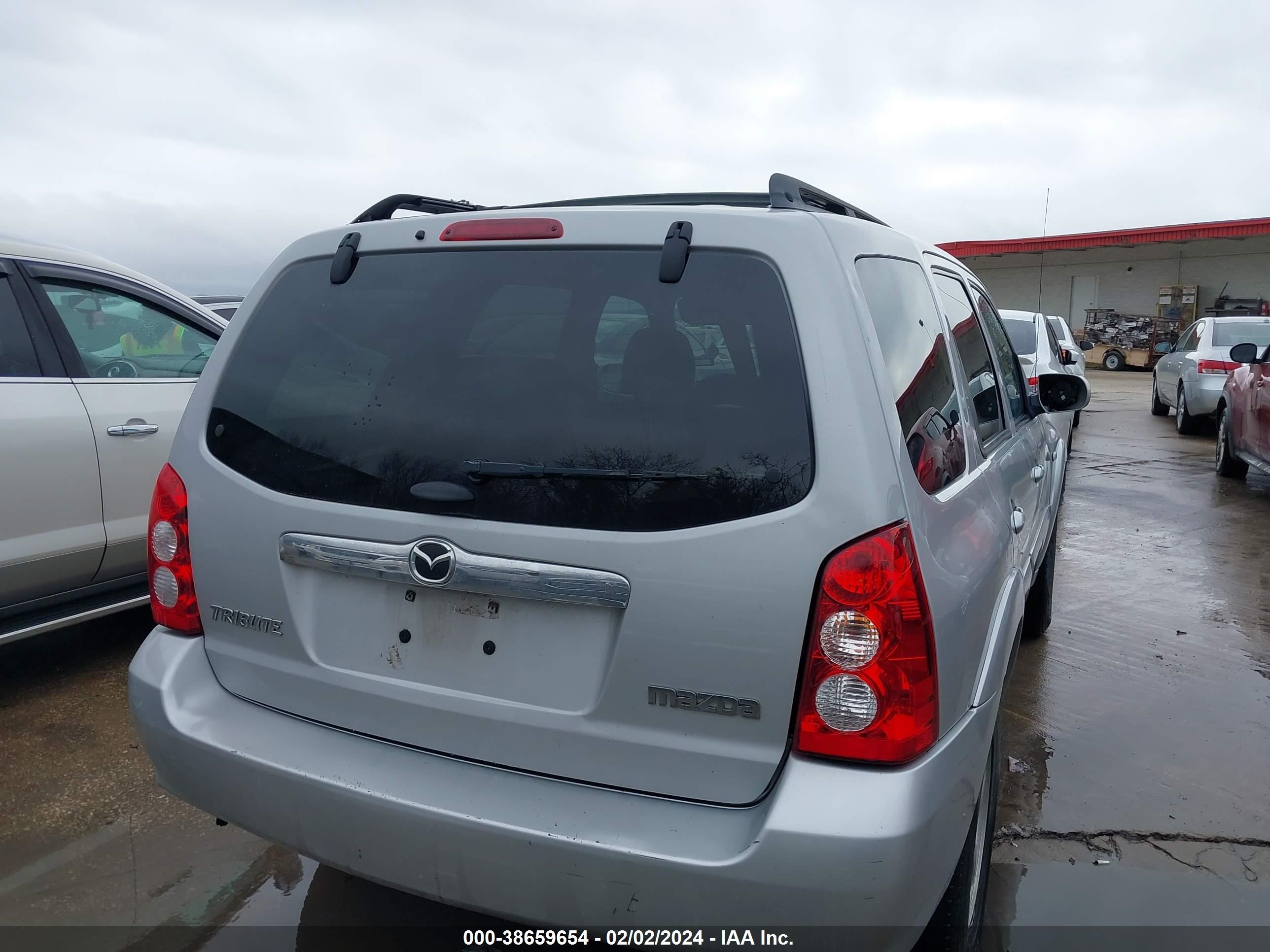 Photo 3 VIN: 4F2CZ04165KM45506 - MAZDA TRIBUTE 