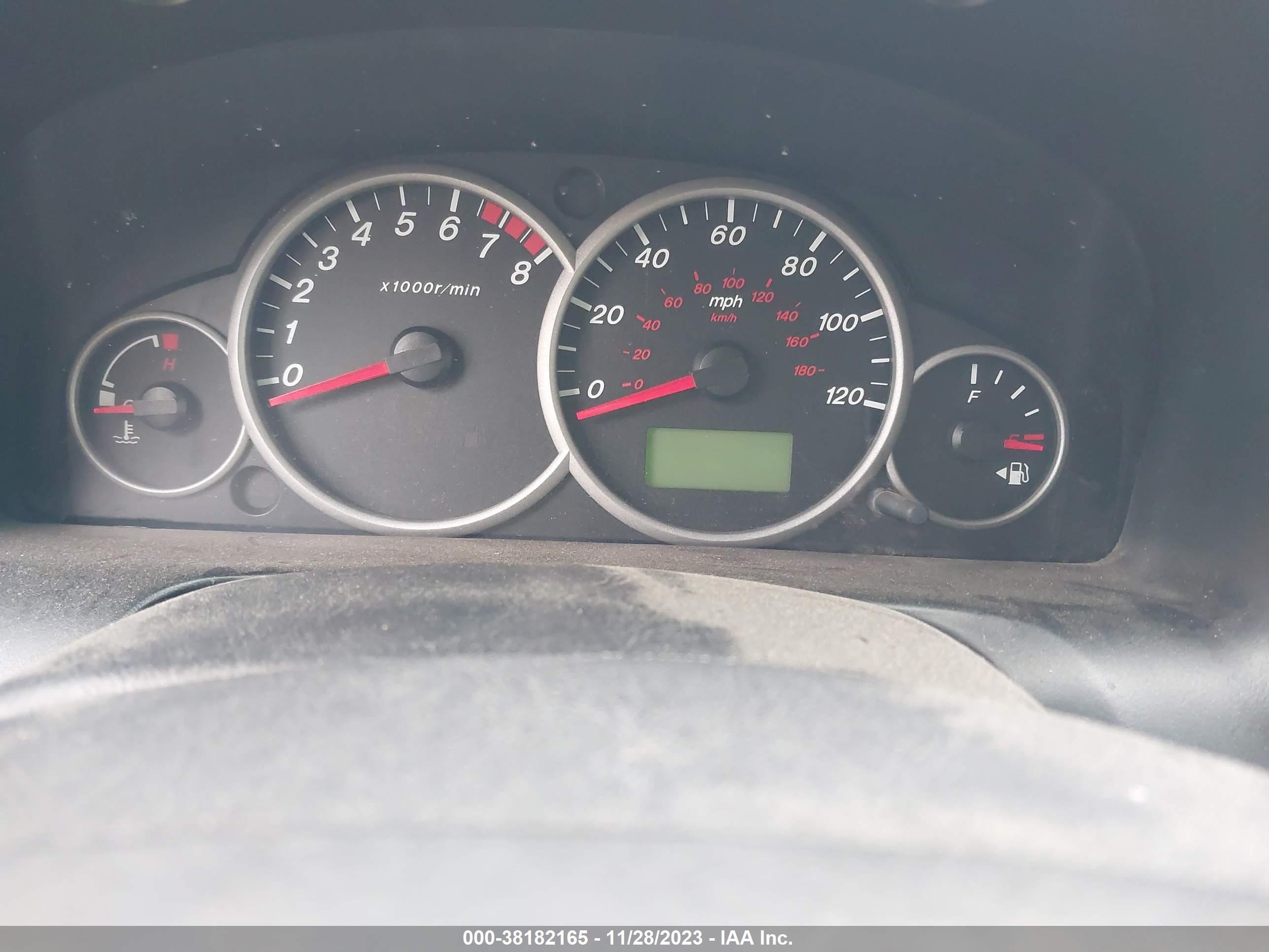 Photo 6 VIN: 4F2CZ06166KM18272 - MAZDA TRIBUTE 