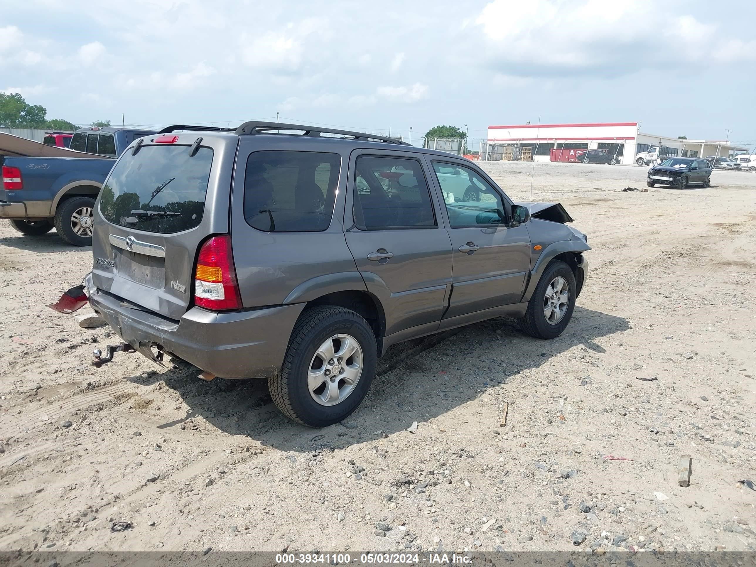 Photo 3 VIN: 4F2CZ06174KM24241 - MAZDA TRIBUTE 