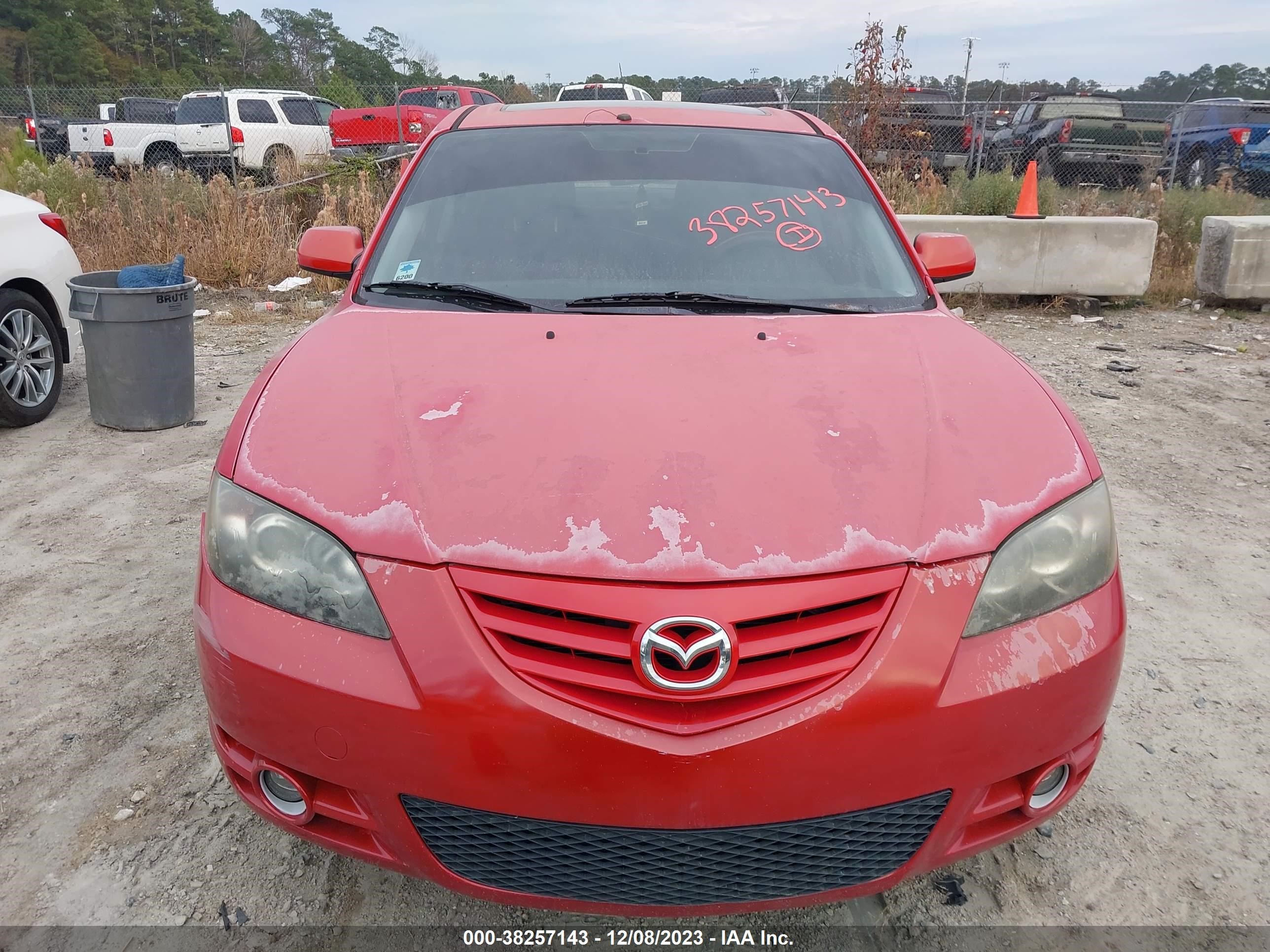 Photo 5 VIN: 4F2CZ06183KM20231 - MAZDA TRIBUTE 