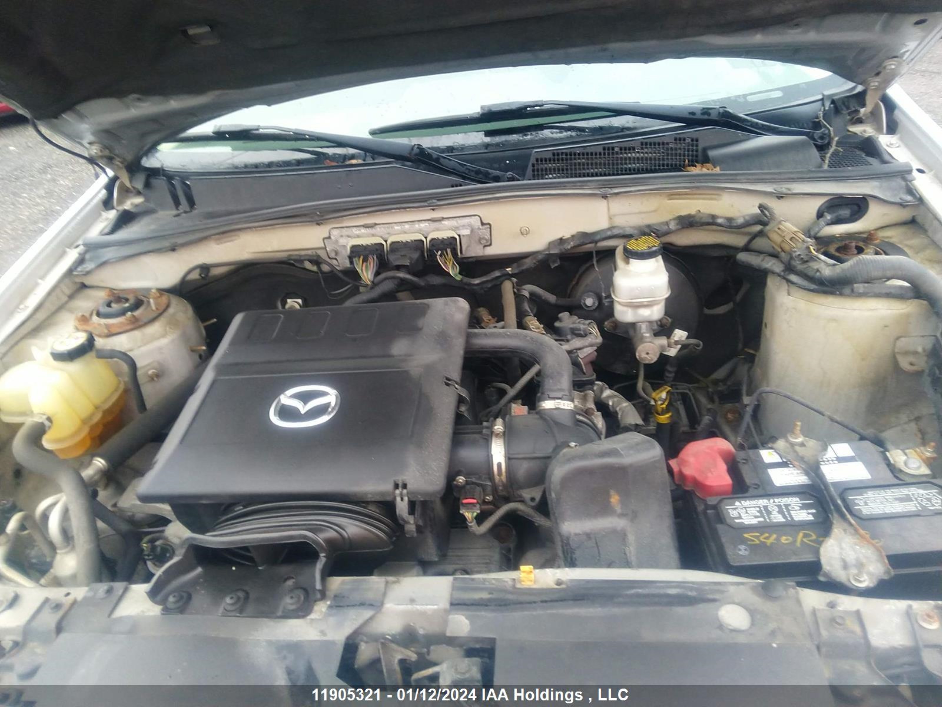 Photo 9 VIN: 4F2CZ06G19KM02764 - MAZDA TRIBUTE 