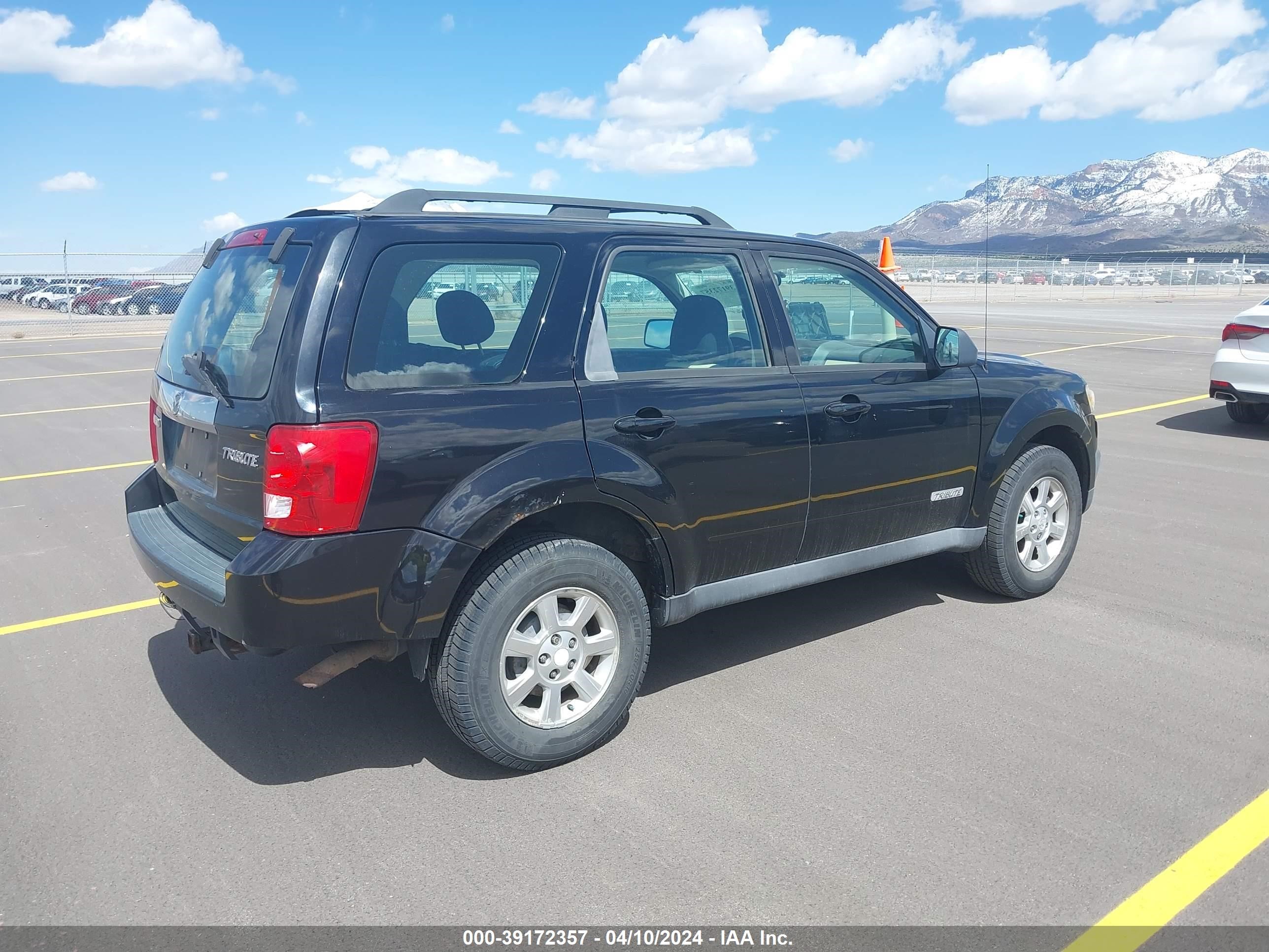 Photo 3 VIN: 4F2CZ92Z98KM02246 - MAZDA TRIBUTE 