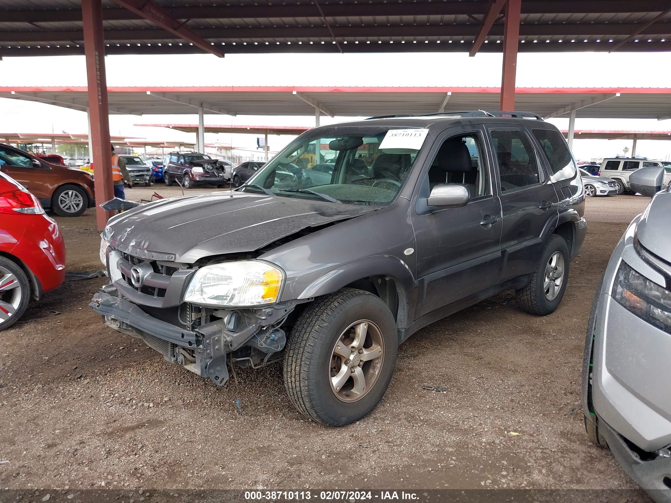 Photo 5 VIN: 4F2CZ94145KM40695 - MAZDA TRIBUTE 