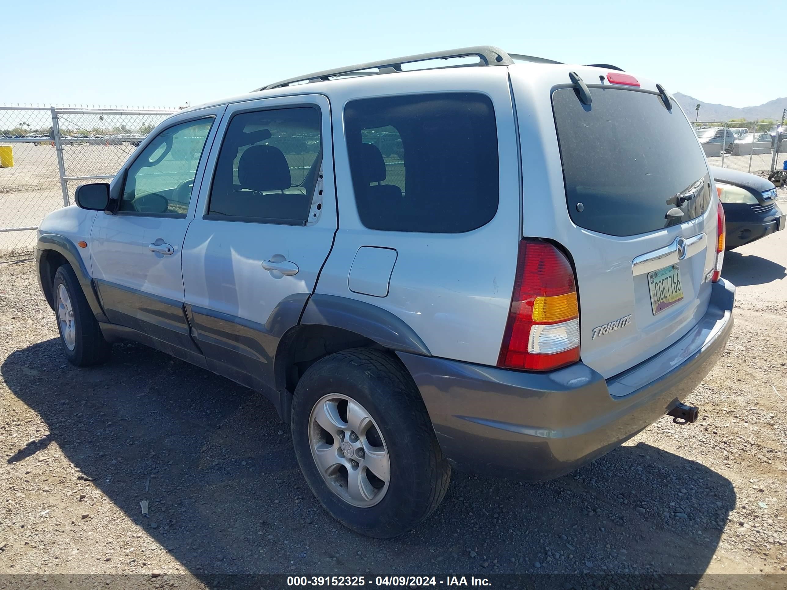 Photo 2 VIN: 4F2CZ94164KM13786 - MAZDA TRIBUTE 