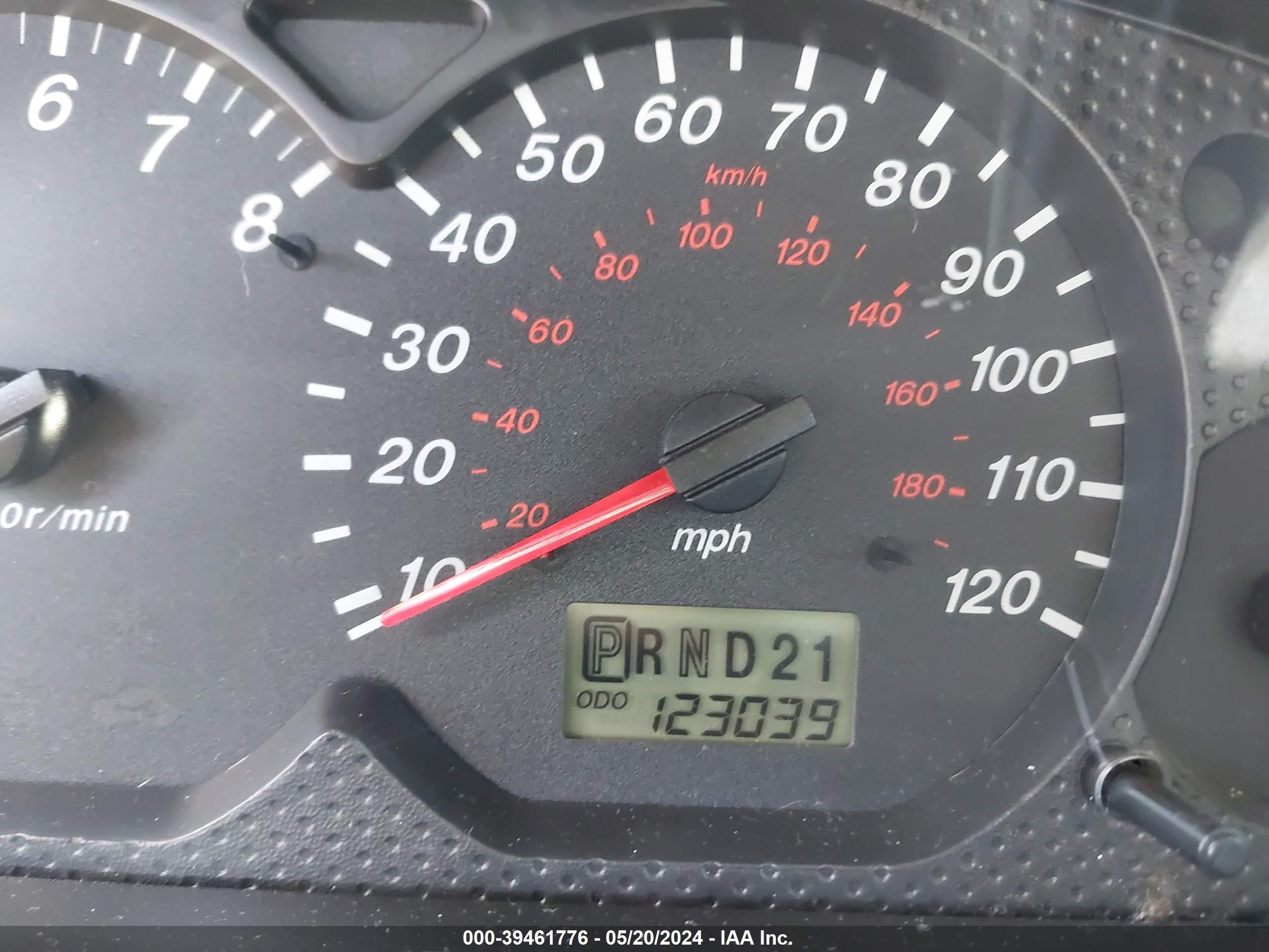 Photo 7 VIN: 4F2CZ94173KM12726 - MAZDA TRIBUTE 