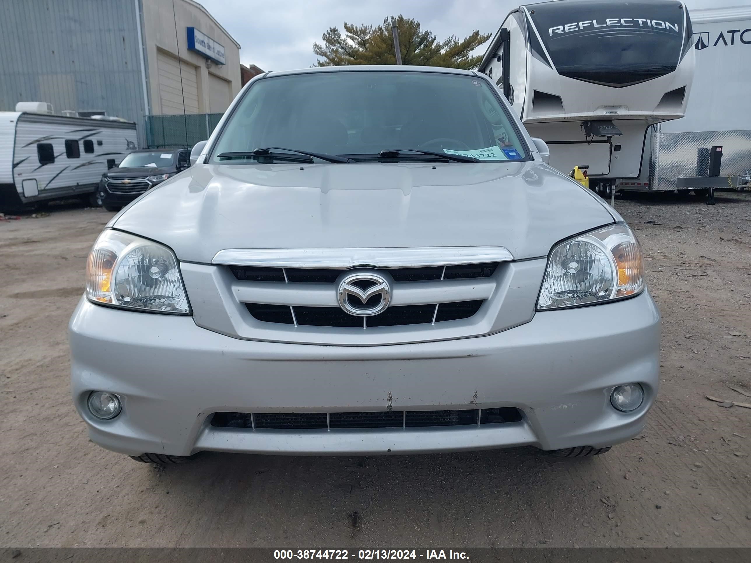 Photo 5 VIN: 4F2CZ96125KM45276 - MAZDA TRIBUTE 