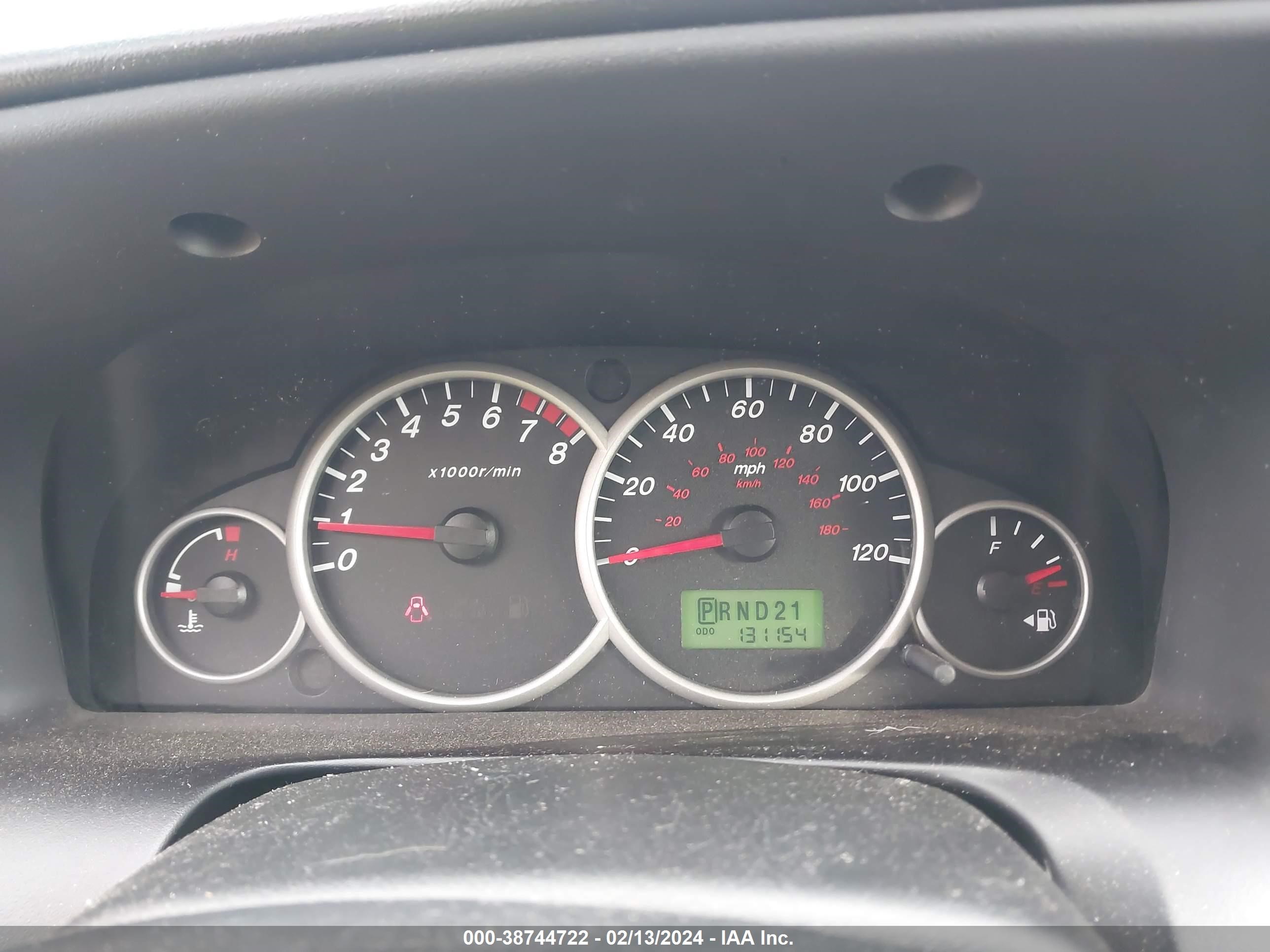 Photo 6 VIN: 4F2CZ96125KM45276 - MAZDA TRIBUTE 