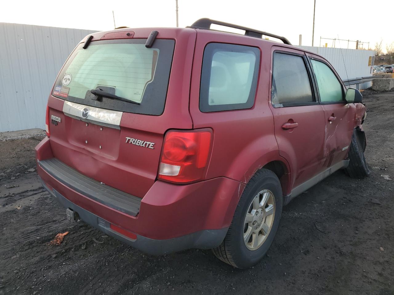 Photo 2 VIN: 4F2CZ96138KM10301 - MAZDA TRIBUTE 