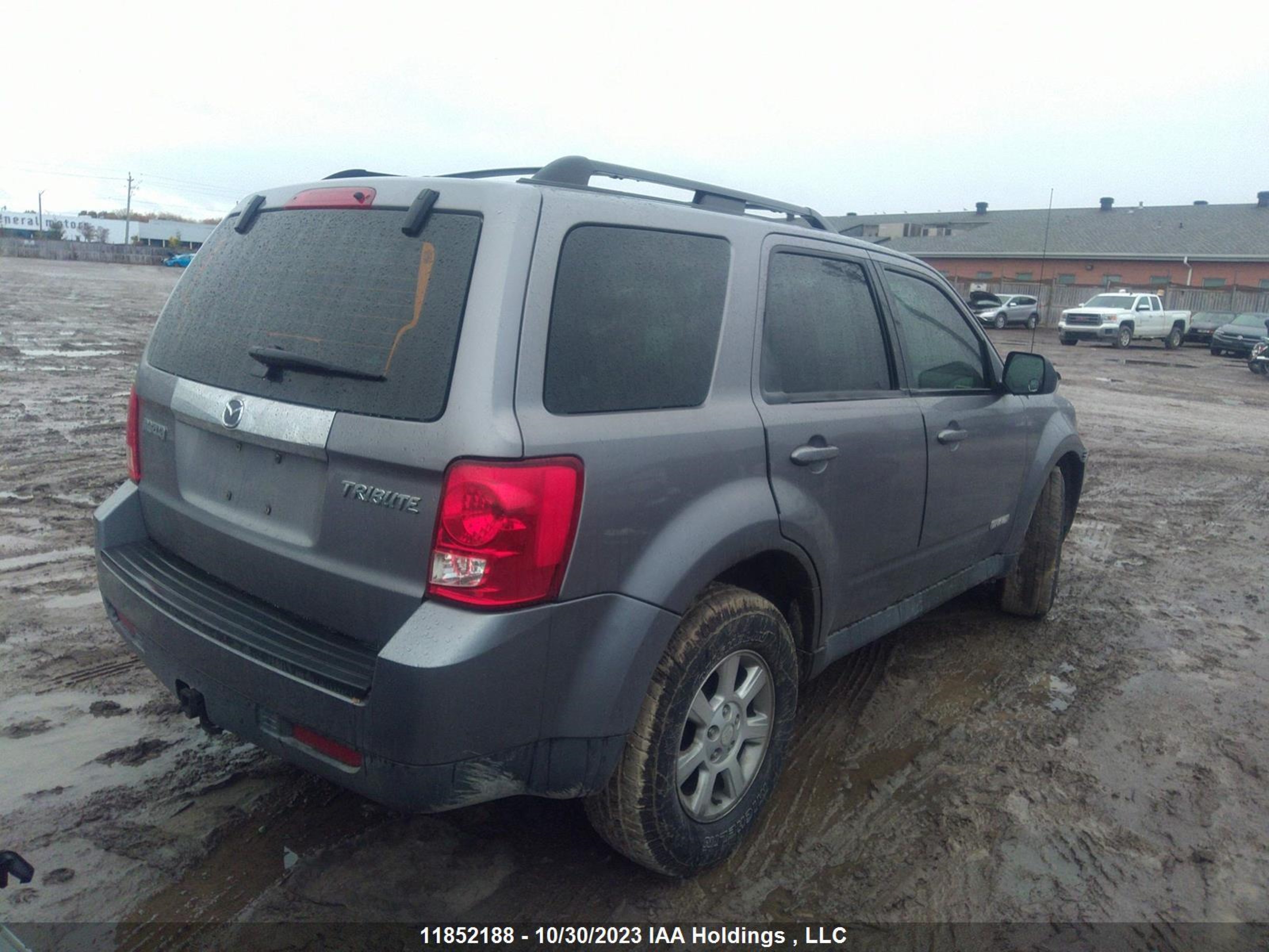 Photo 3 VIN: 4F2CZ96138KM19368 - MAZDA TRIBUTE 