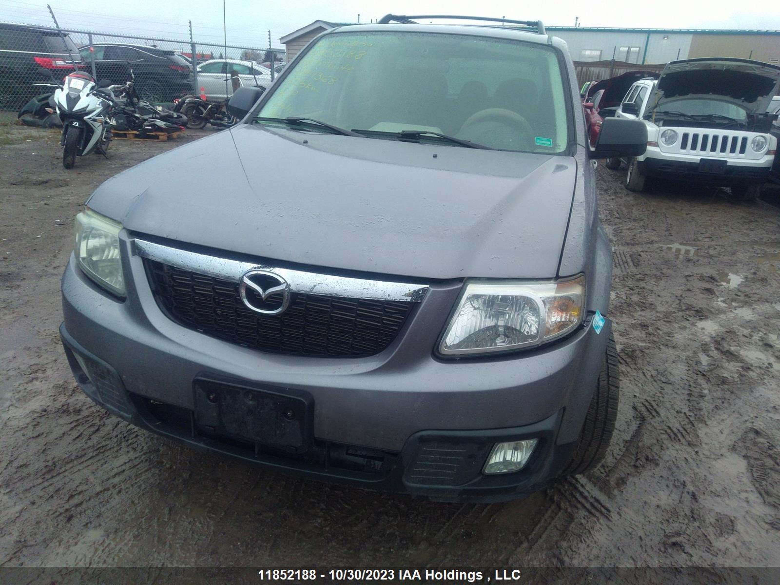 Photo 5 VIN: 4F2CZ96138KM19368 - MAZDA TRIBUTE 